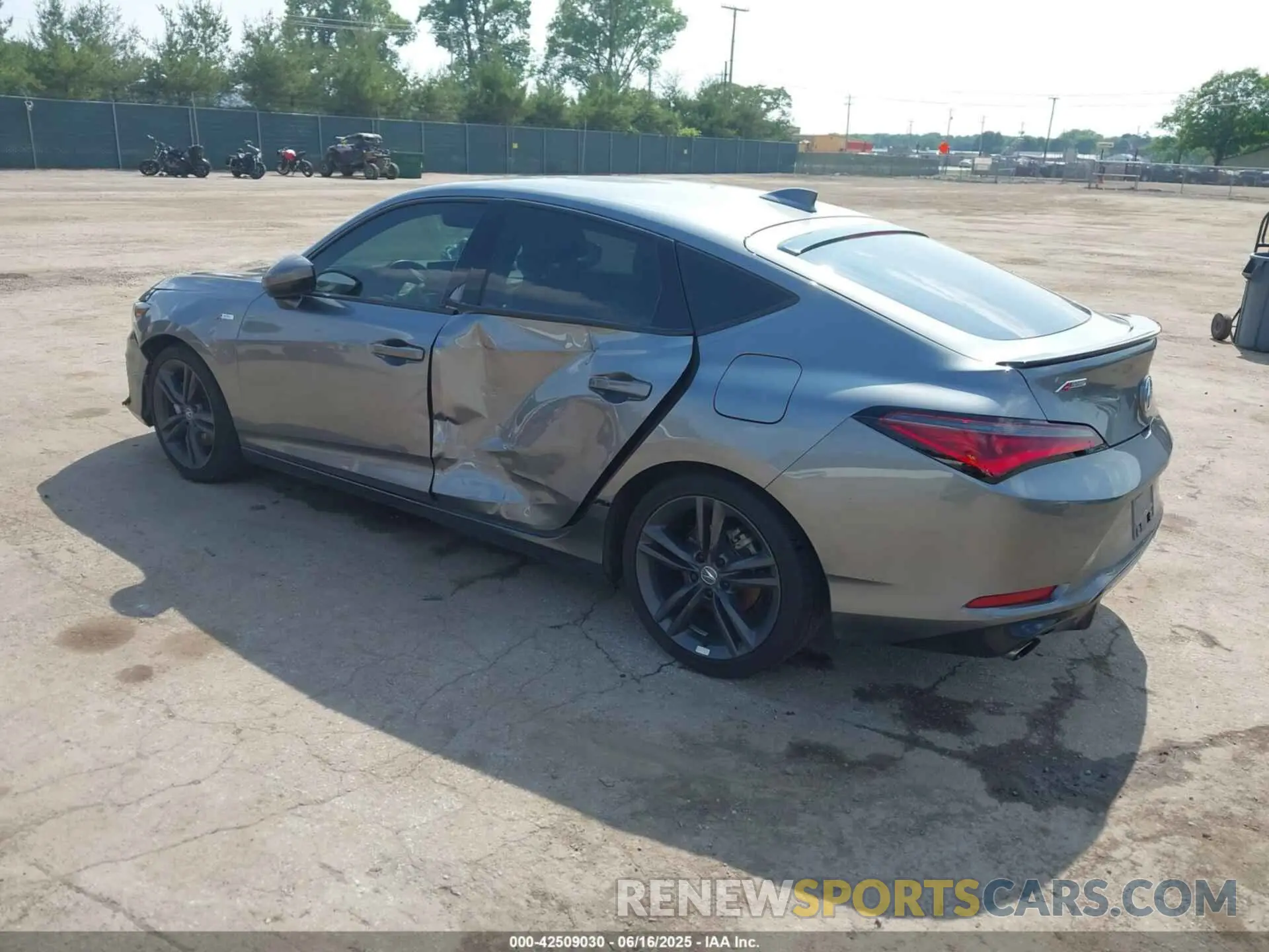 3 Photograph of a damaged car 19UDE4H36RA009951 ACURA INTEGRA 2024