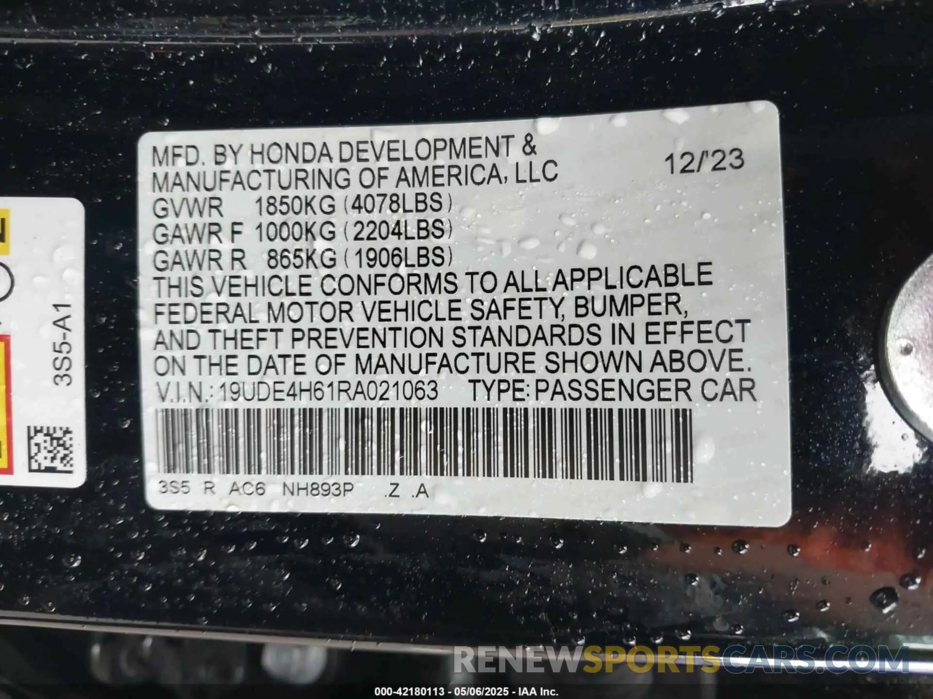 9 Photograph of a damaged car 19UDE4H61RA021063 ACURA INTEGRA 2024