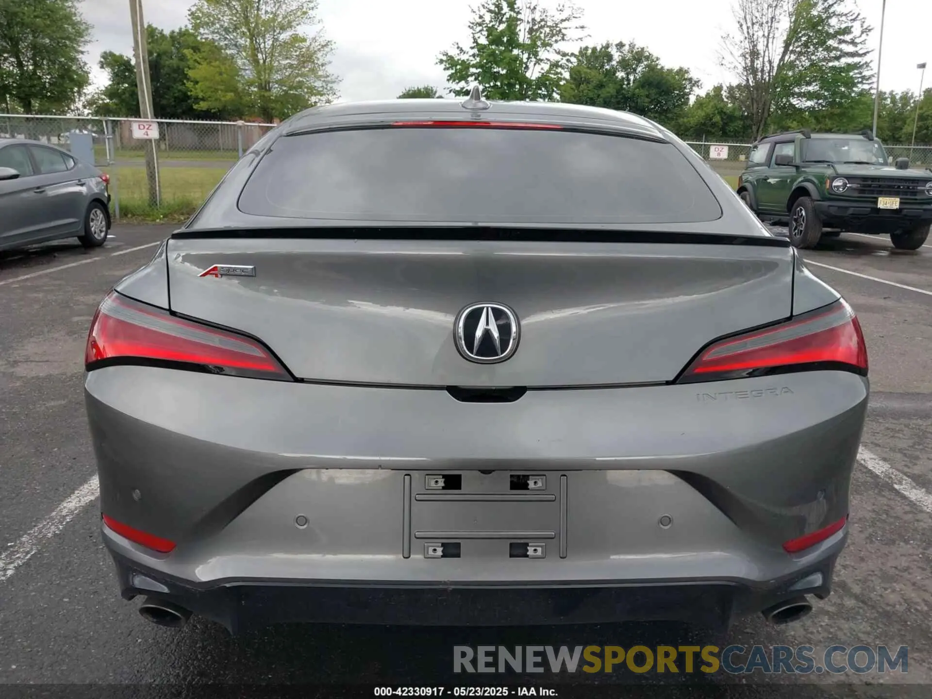 17 Photograph of a damaged car 19UDE4H62RA013425 ACURA INTEGRA 2024