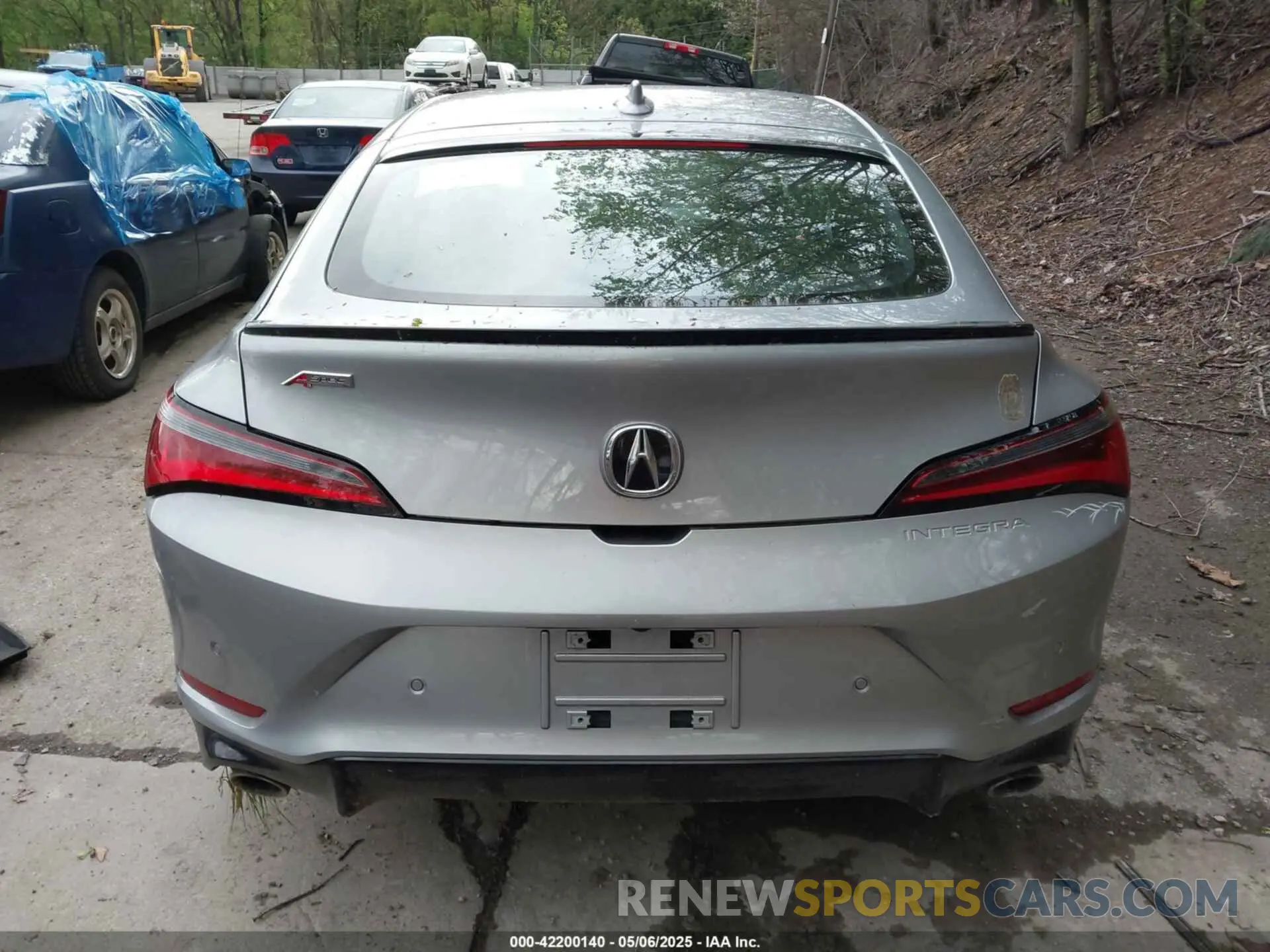 16 Photograph of a damaged car 19UDE4H63RA005897 ACURA INTEGRA 2024