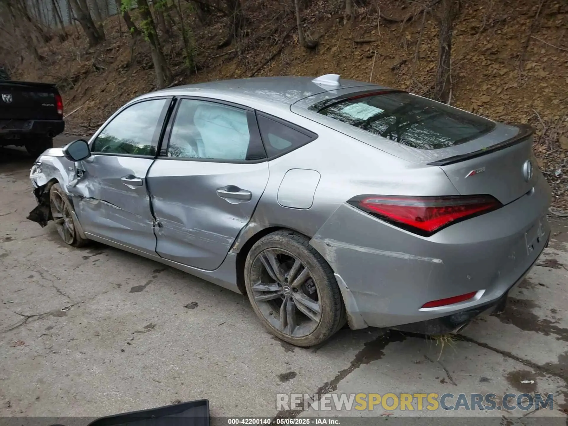3 Photograph of a damaged car 19UDE4H63RA005897 ACURA INTEGRA 2024