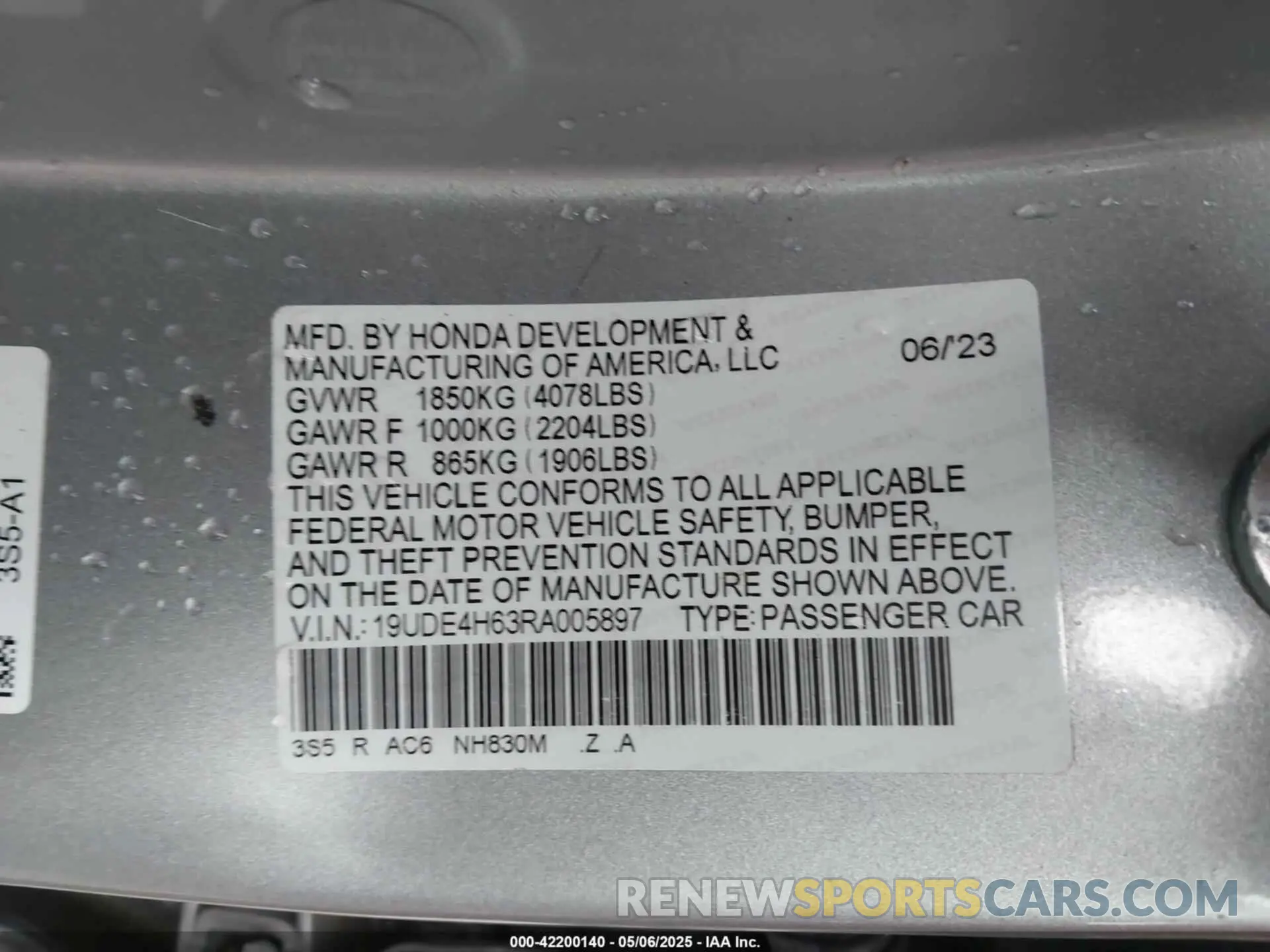 9 Photograph of a damaged car 19UDE4H63RA005897 ACURA INTEGRA 2024