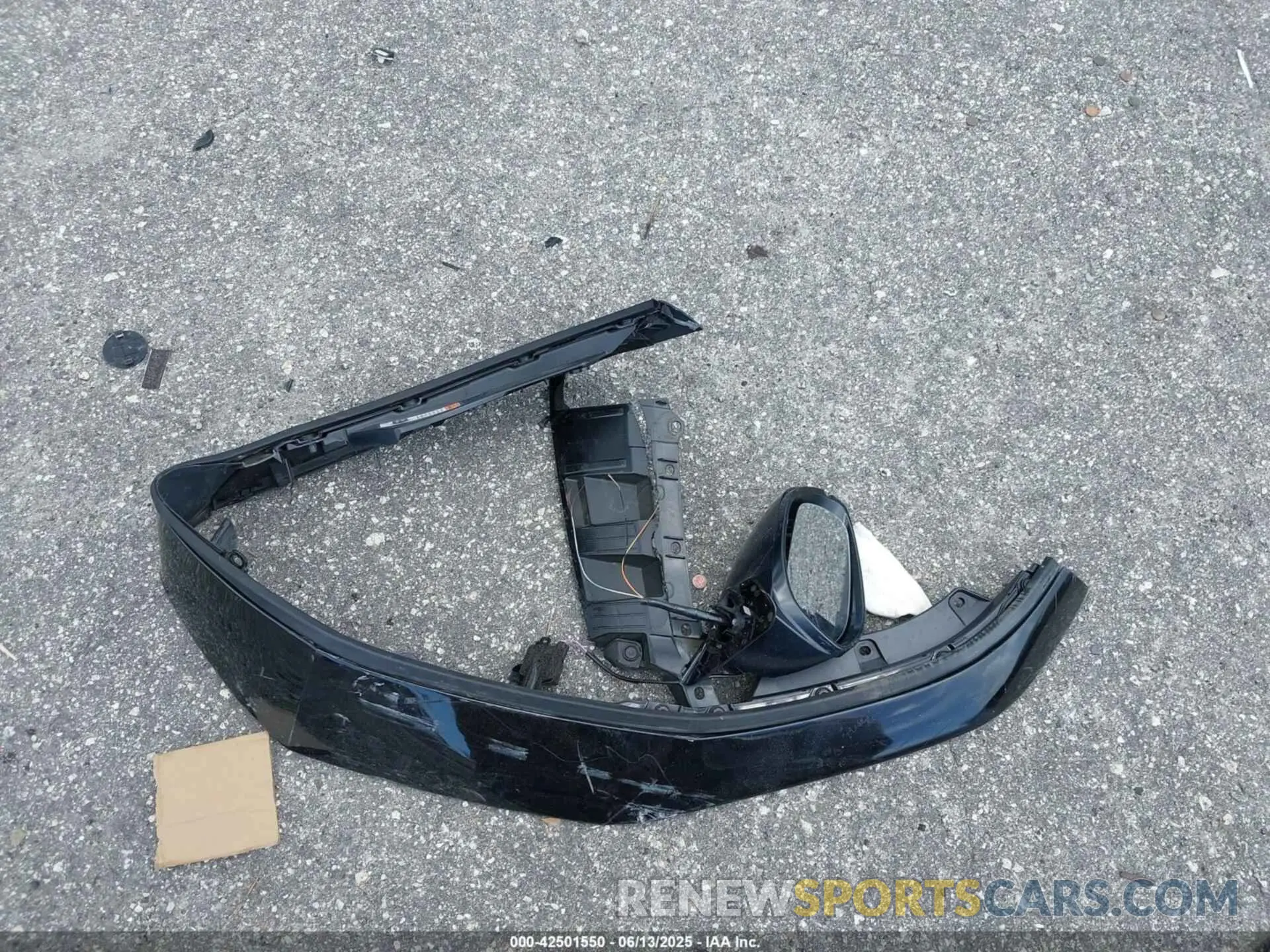 12 Photograph of a damaged car 19UDE4H69RA020324 ACURA INTEGRA 2024
