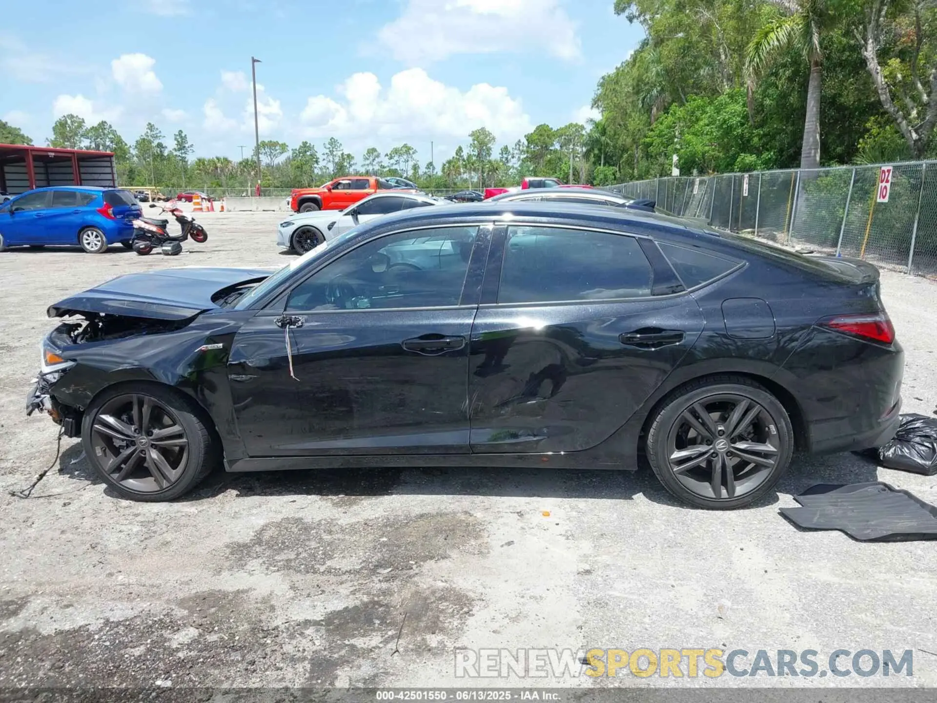15 Photograph of a damaged car 19UDE4H69RA020324 ACURA INTEGRA 2024