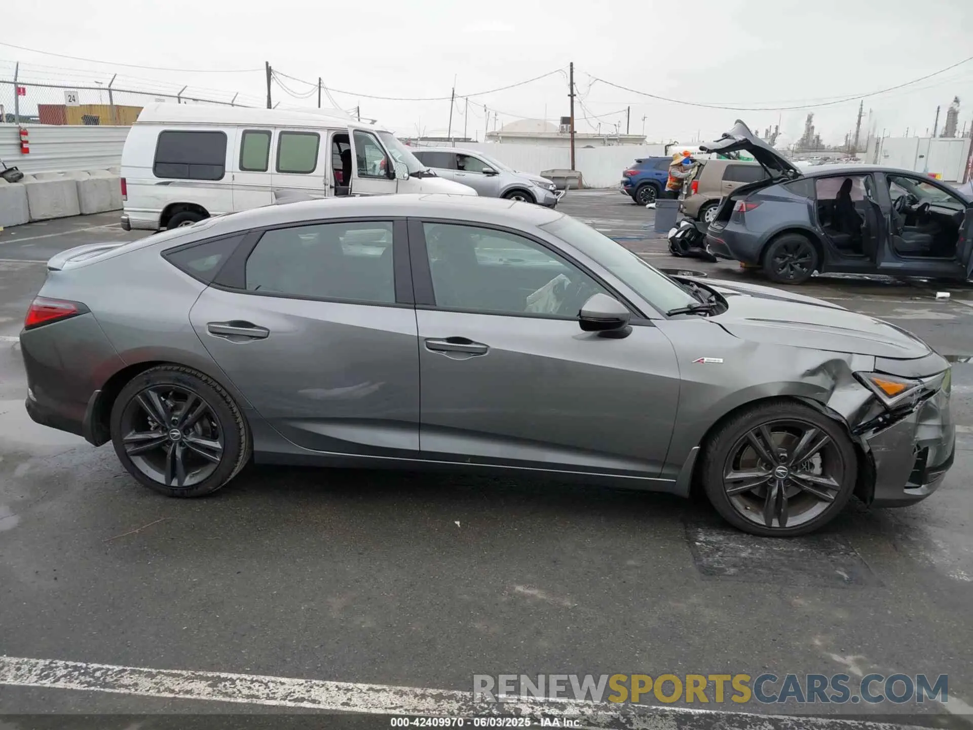 13 Photograph of a damaged car 19UDE4867SA009618 ACURA INTEGRA 2025