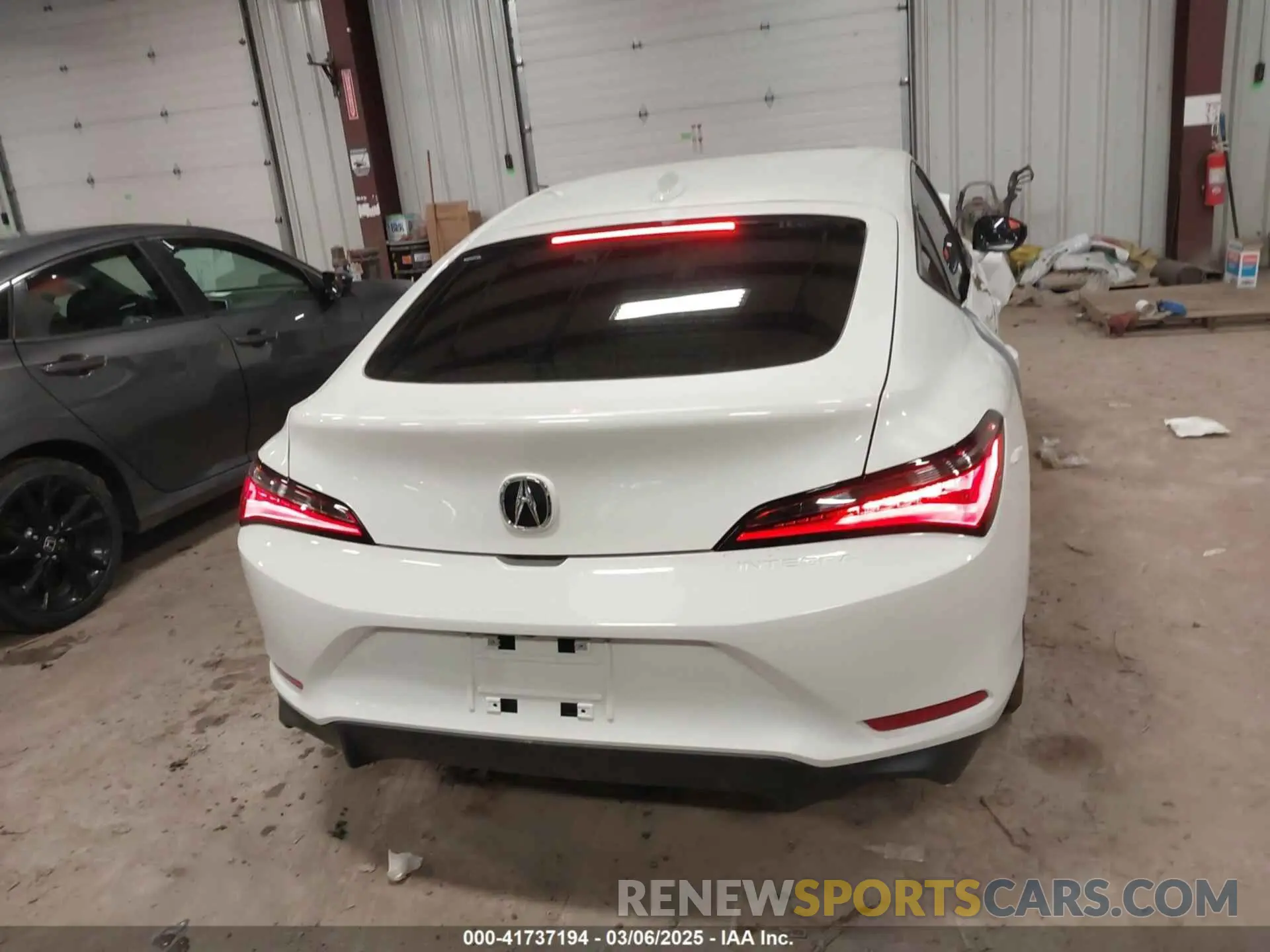 15 Photograph of a damaged car 19UDE4H22SA004873 ACURA INTEGRA 2025