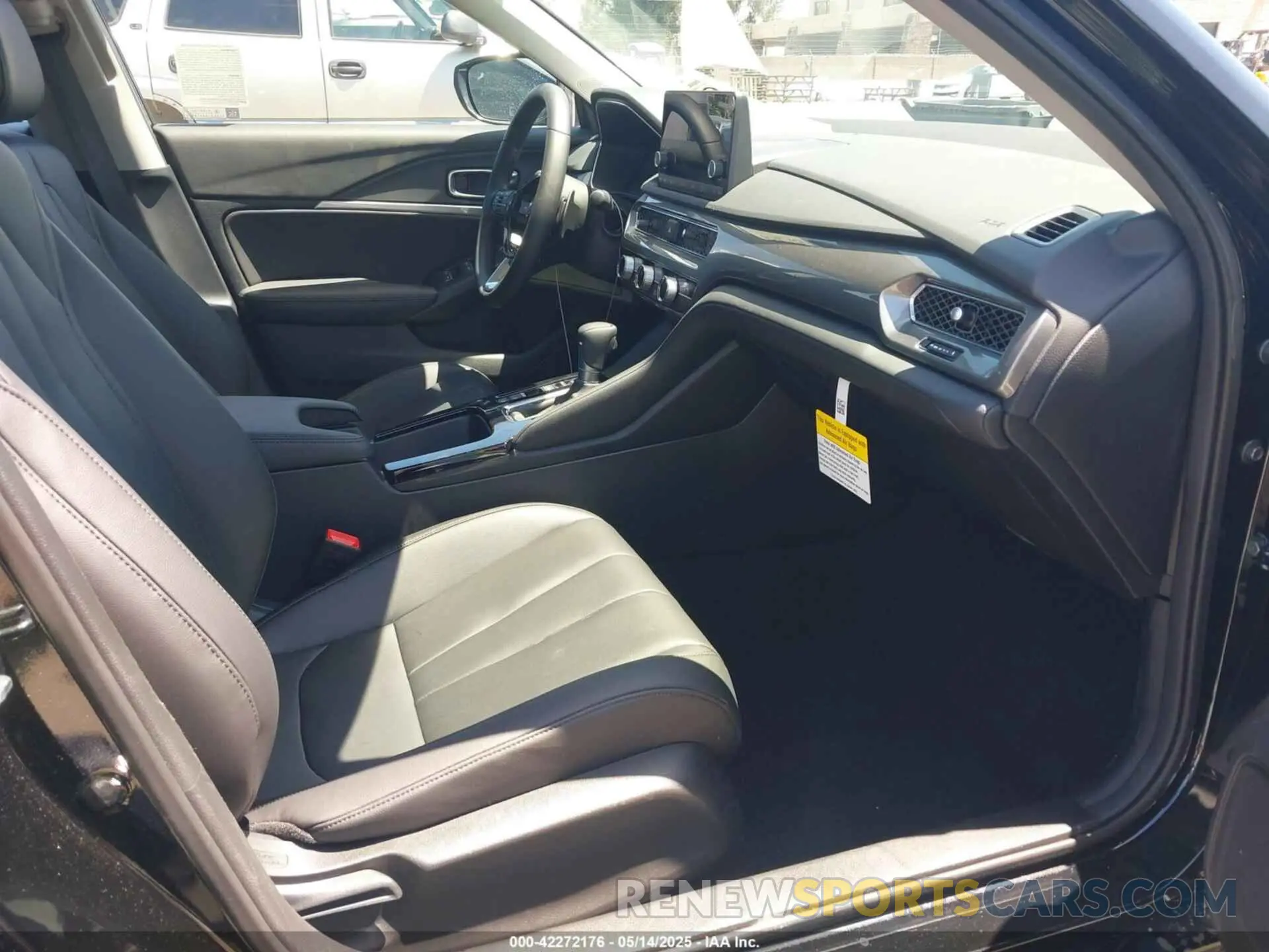 5 Photograph of a damaged car 19UDE4H27SA011897 ACURA INTEGRA 2025
