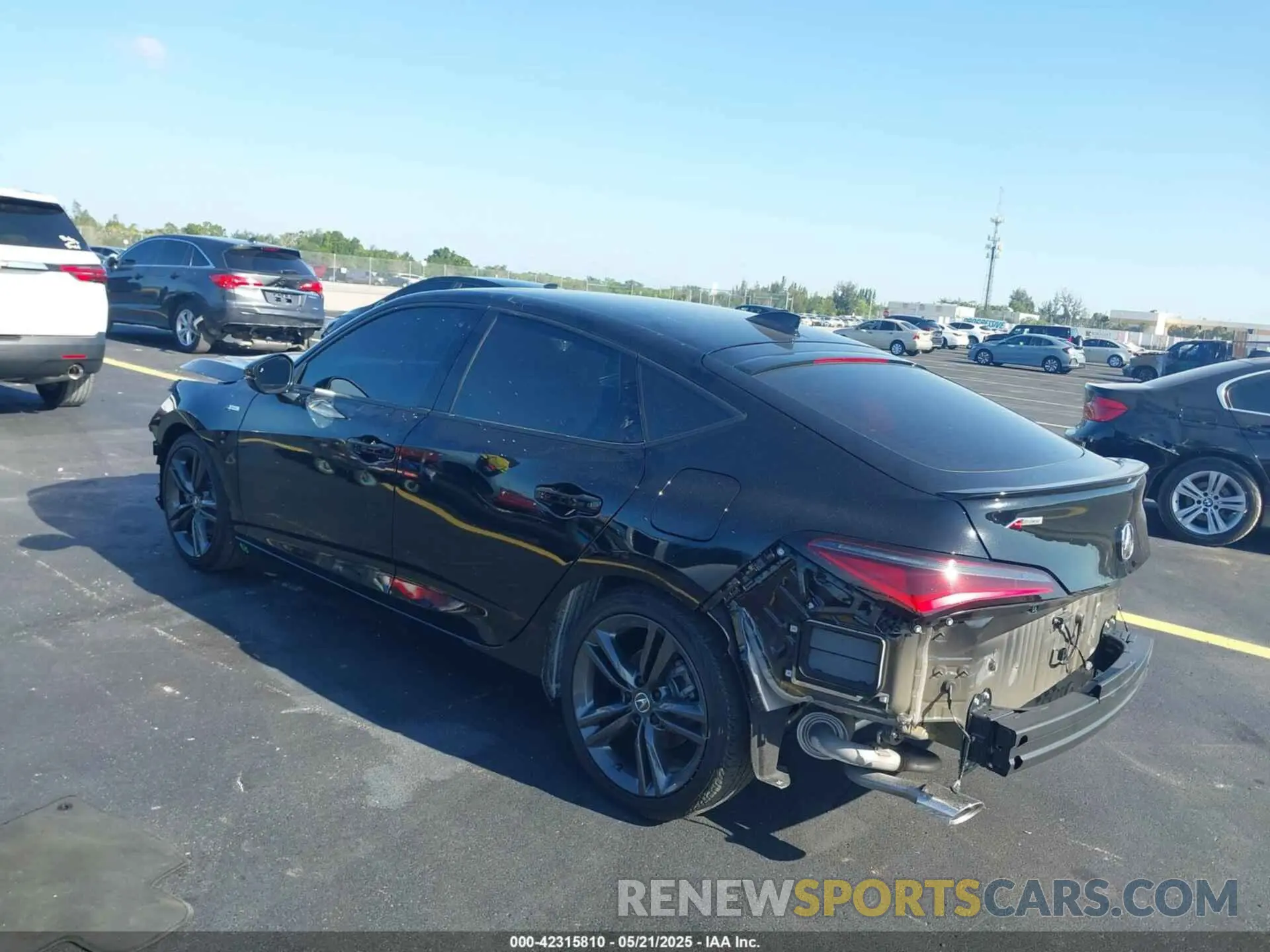 3 Photograph of a damaged car 19UDE4H65SA008192 ACURA INTEGRA 2025