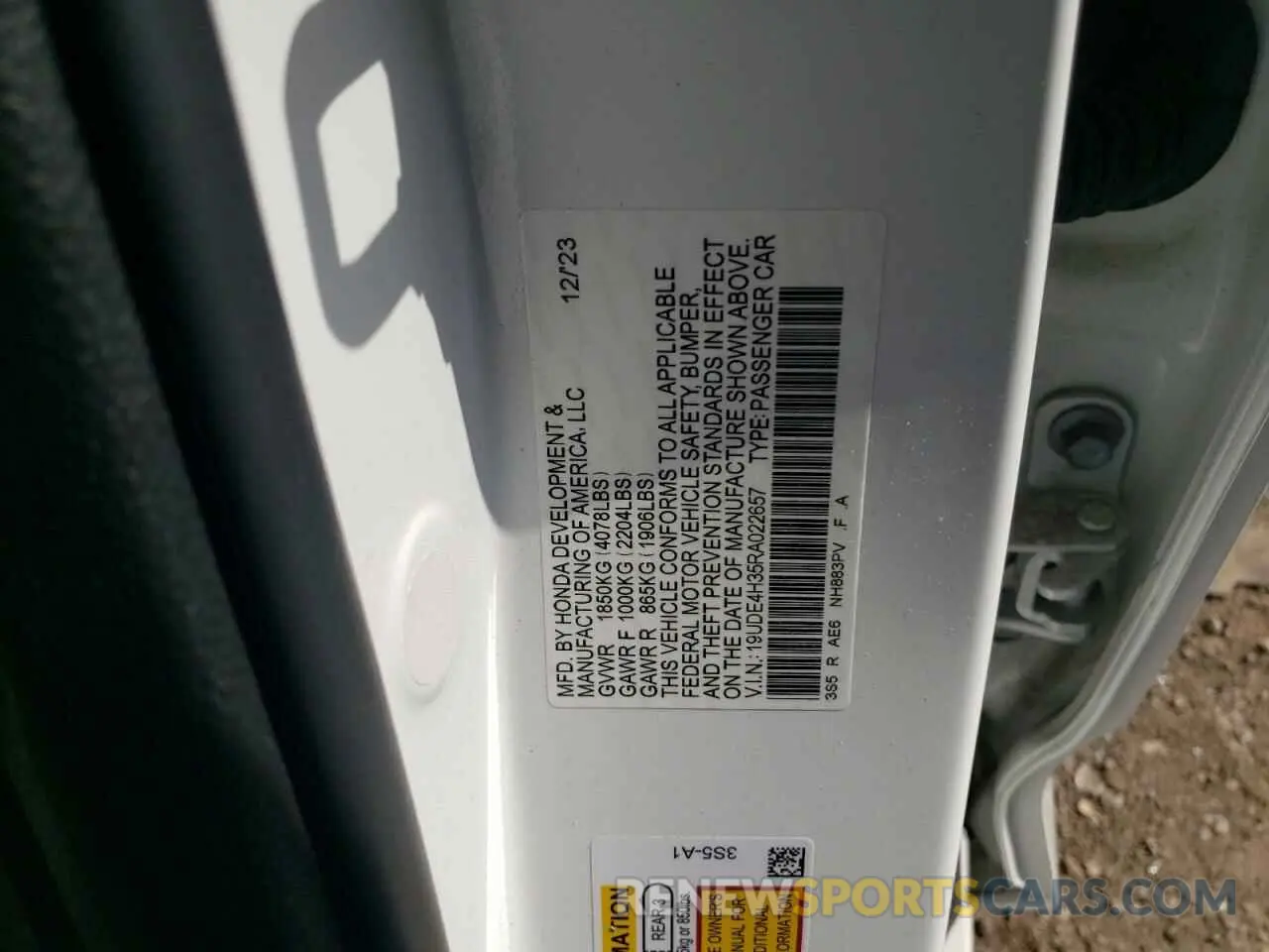 12 Photograph of a damaged car 19UDE4H35RA022657 ACURA INTEGRA A- 2024
