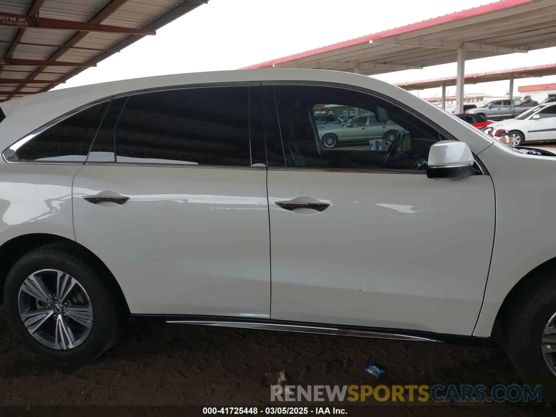 13 Photograph of a damaged car 5J8YD3H30KL008917 ACURA MDX 2019