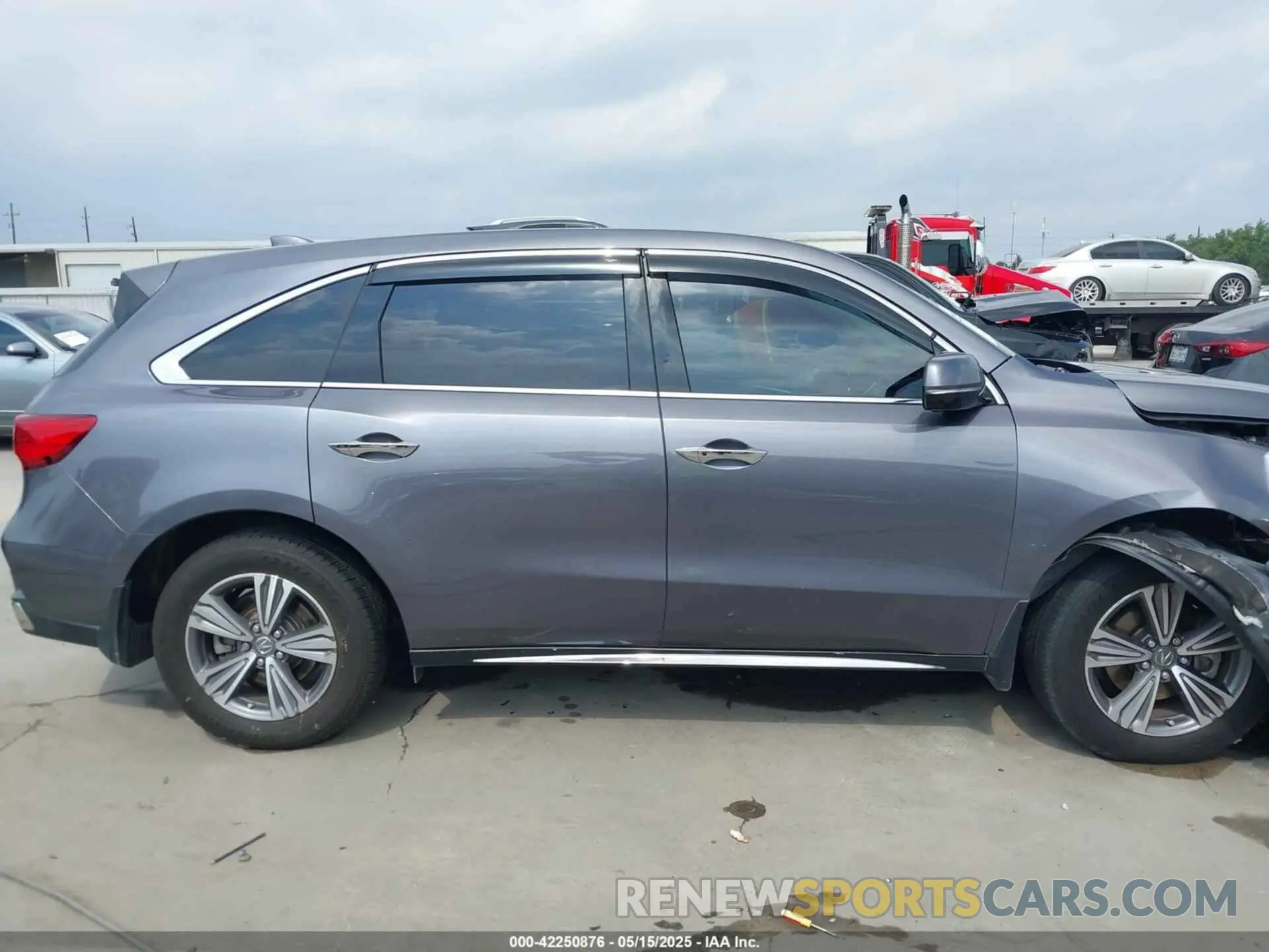 13 Photograph of a damaged car 5J8YD3H35KL012798 ACURA MDX 2019