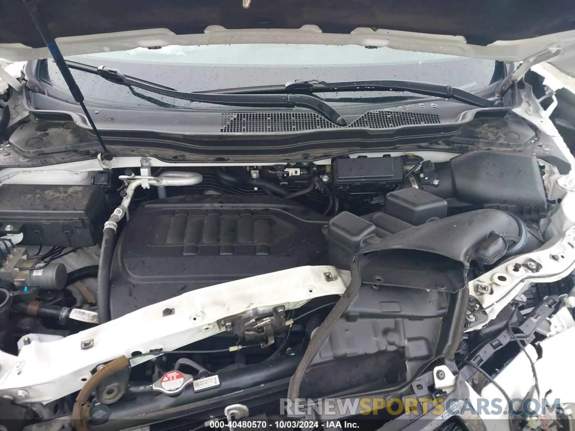 10 Photograph of a damaged car 5J8YD3H37KL005867 ACURA MDX 2019