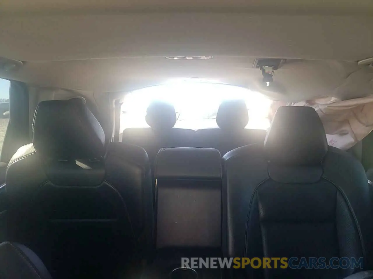 10 Photograph of a damaged car 5J8YD3H53KL007200 ACURA MDX 2019