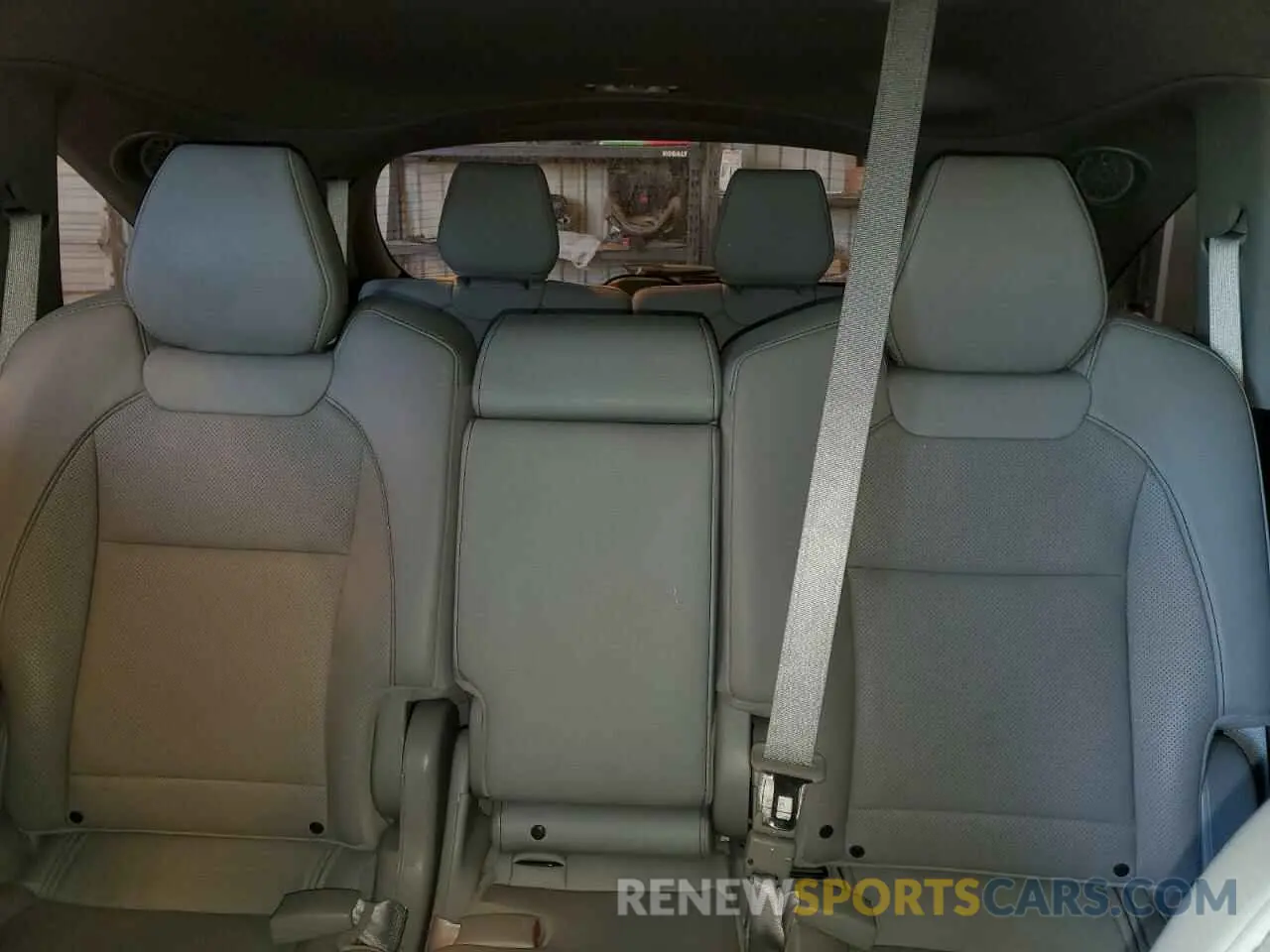 10 Photograph of a damaged car 5J8YD3H54KL000269 ACURA MDX 2019