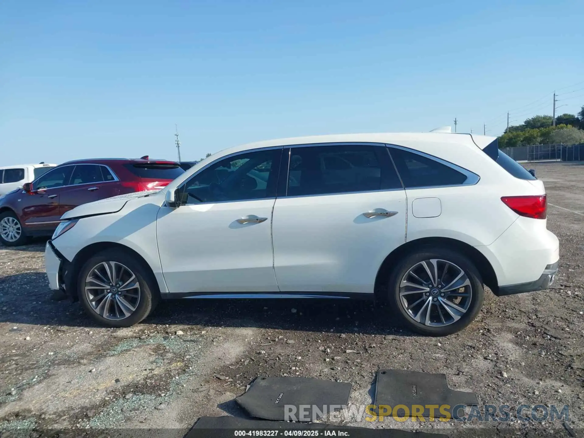14 Photograph of a damaged car 5J8YD3H55KL008154 ACURA MDX 2019
