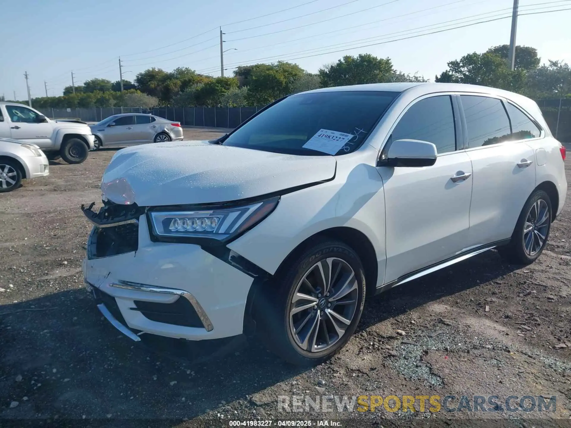 2 Photograph of a damaged car 5J8YD3H55KL008154 ACURA MDX 2019