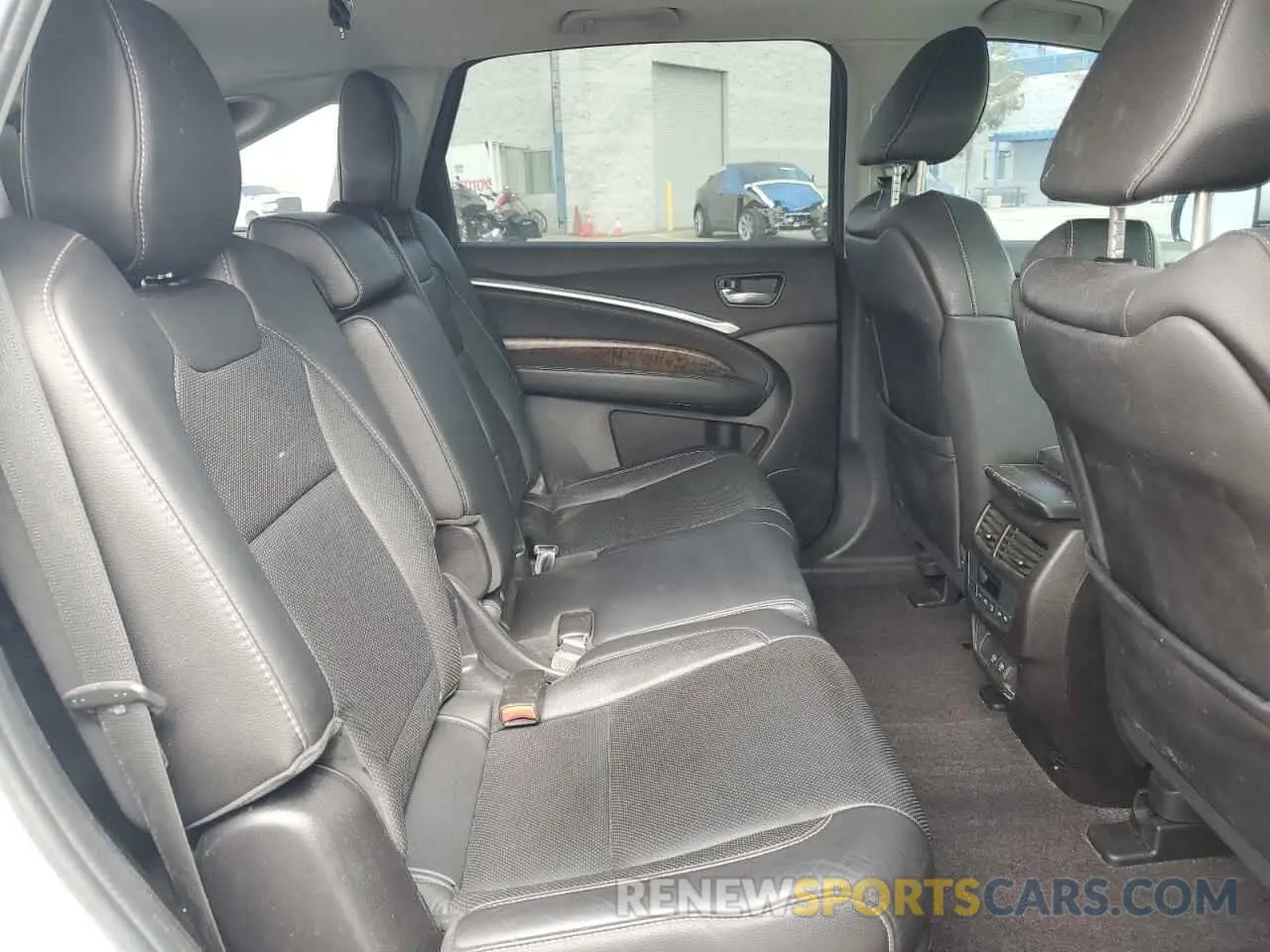 12 Photograph of a damaged car 5J8YD3H58KL007208 ACURA MDX 2019