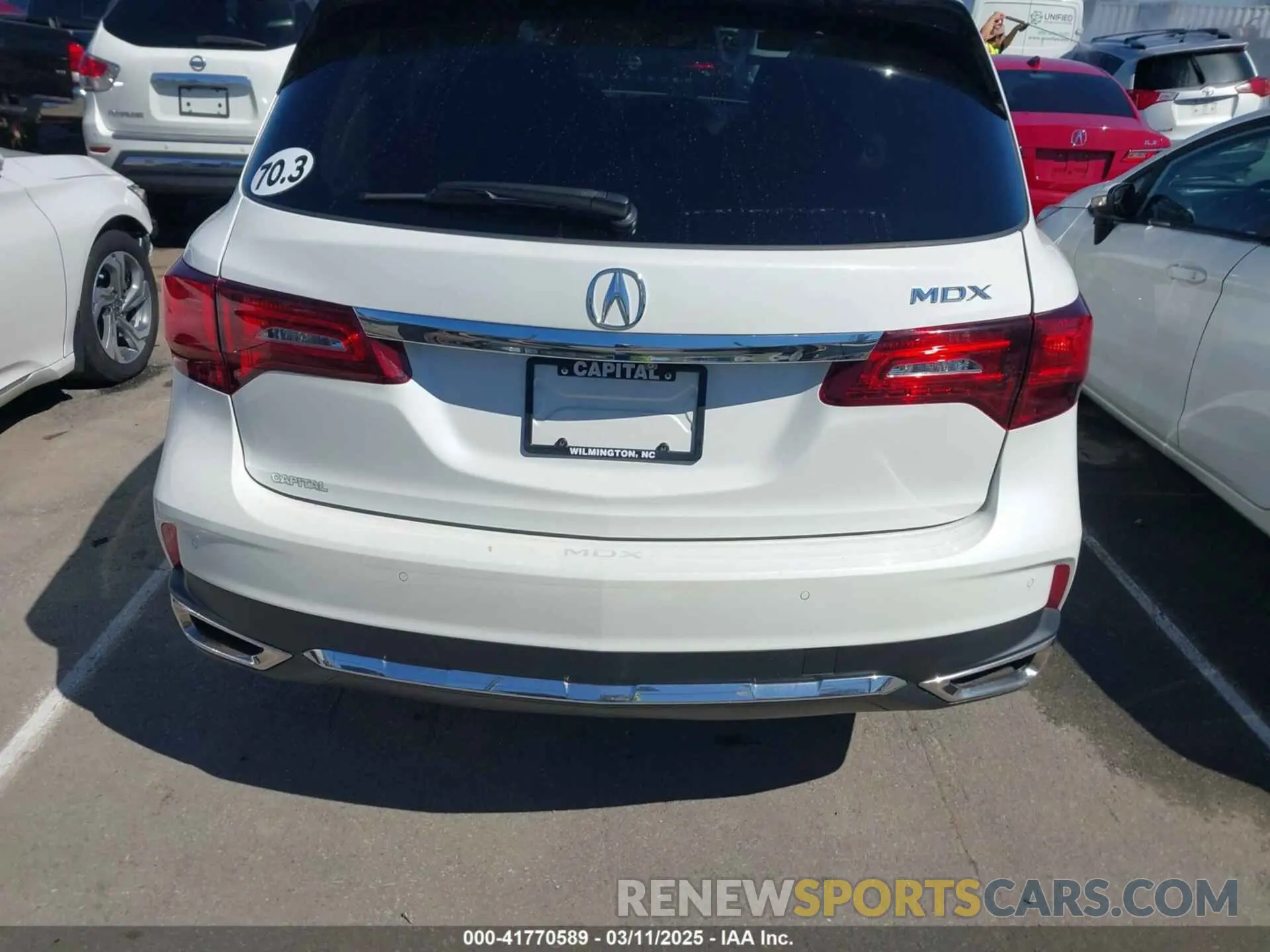 16 Photograph of a damaged car 5J8YD3H58KL009251 ACURA MDX 2019