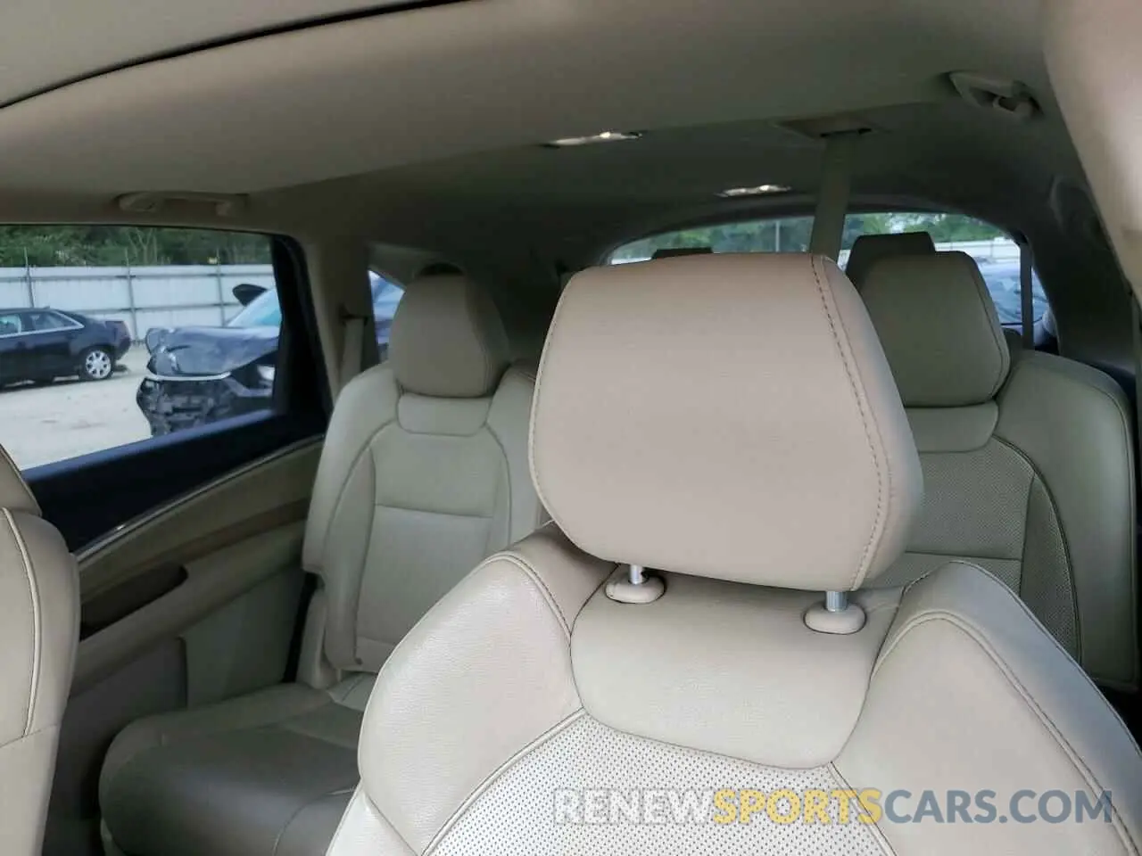 10 Photograph of a damaged car 5J8YD3H5XKL011616 ACURA MDX 2019