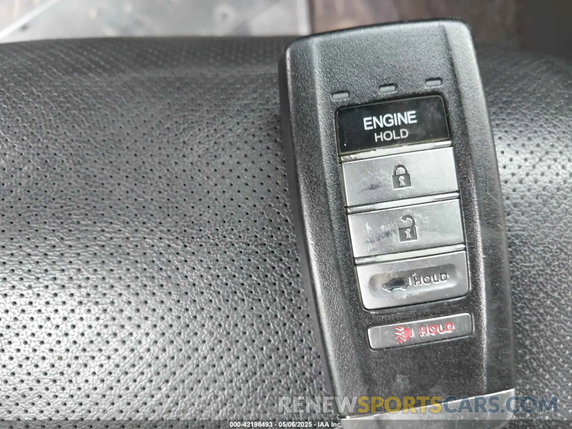 11 Photograph of a damaged car 5J8YD3H93KL000475 ACURA MDX 2019