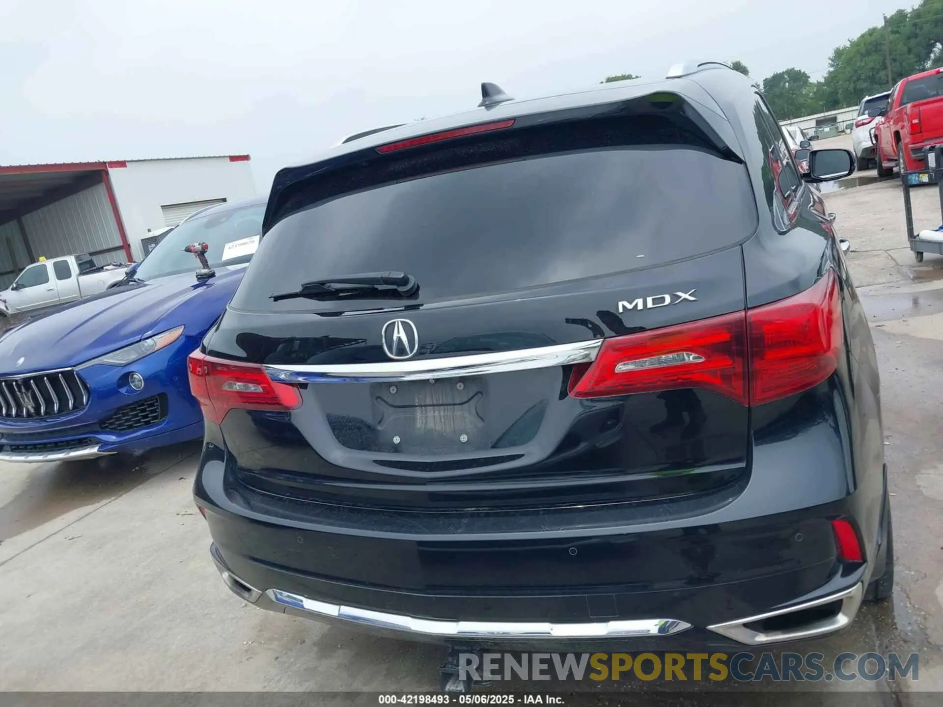 16 Photograph of a damaged car 5J8YD3H93KL000475 ACURA MDX 2019