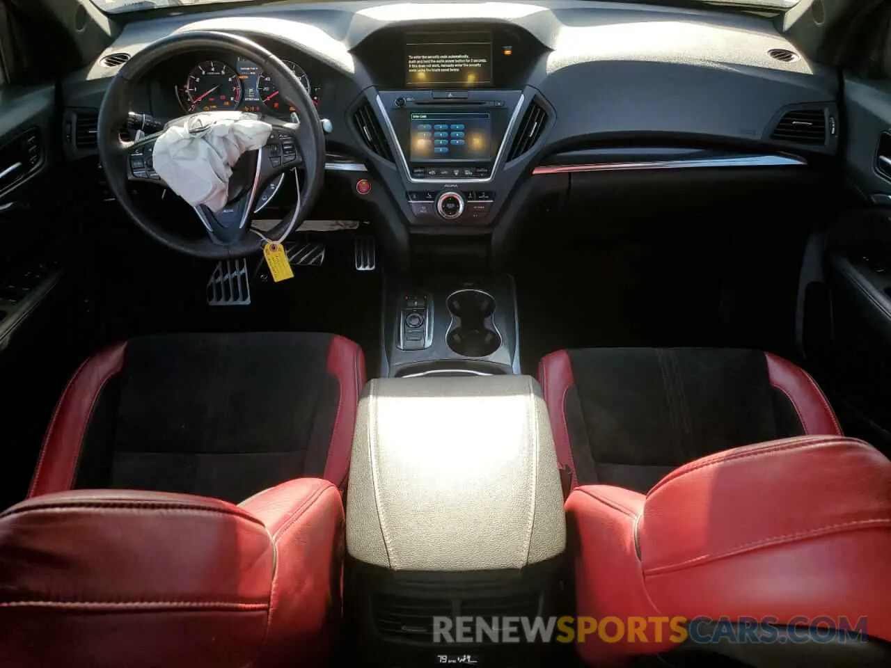 8 Photograph of a damaged car 5J8YD4H00KL016897 ACURA MDX 2019