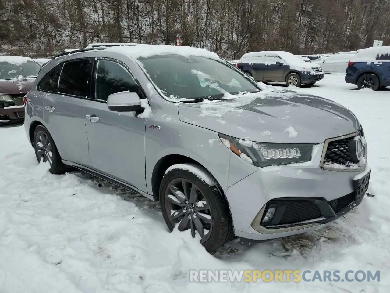4 Photograph of a damaged car 5J8YD4H04KL013744 ACURA MDX 2019