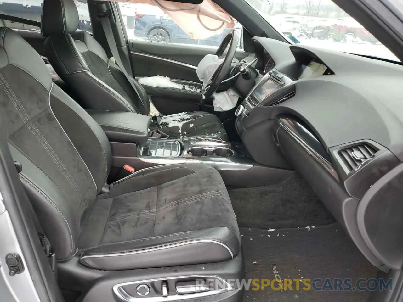 7 Photograph of a damaged car 5J8YD4H04KL013744 ACURA MDX 2019