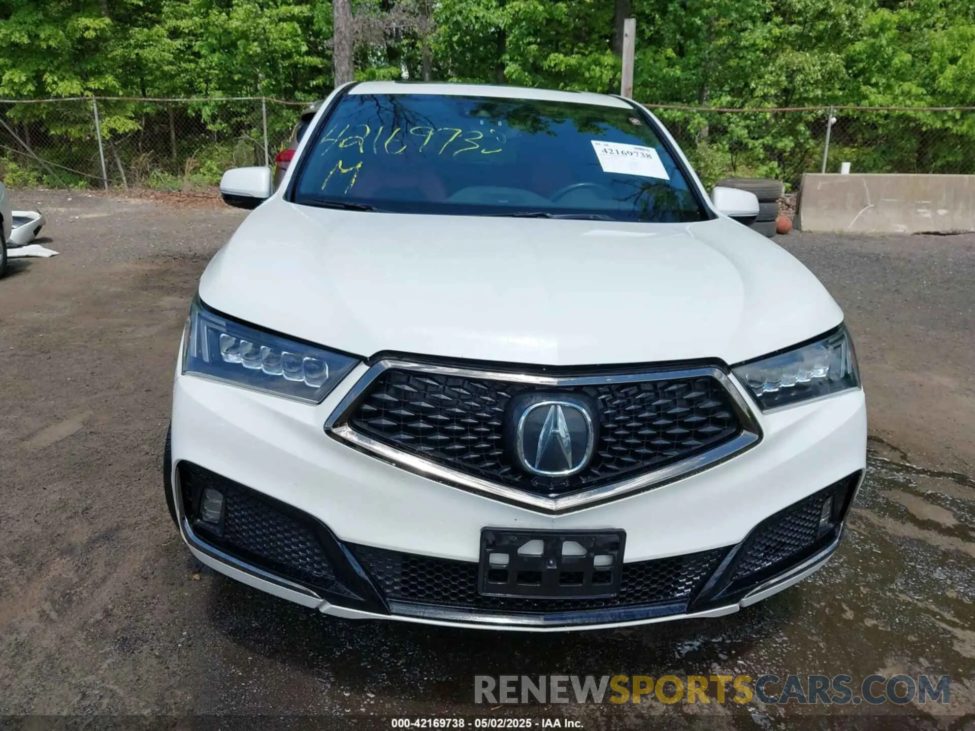 13 Photograph of a damaged car 5J8YD4H05KL014871 ACURA MDX 2019