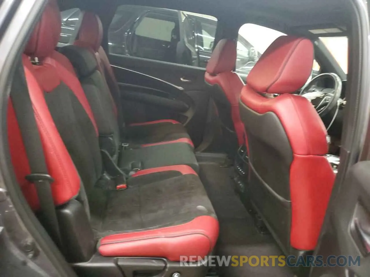 11 Photograph of a damaged car 5J8YD4H09KL006353 ACURA MDX 2019
