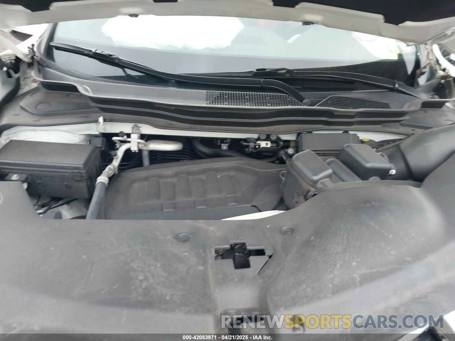 10 Photograph of a damaged car 5J8YD4H0XKL015238 ACURA MDX 2019