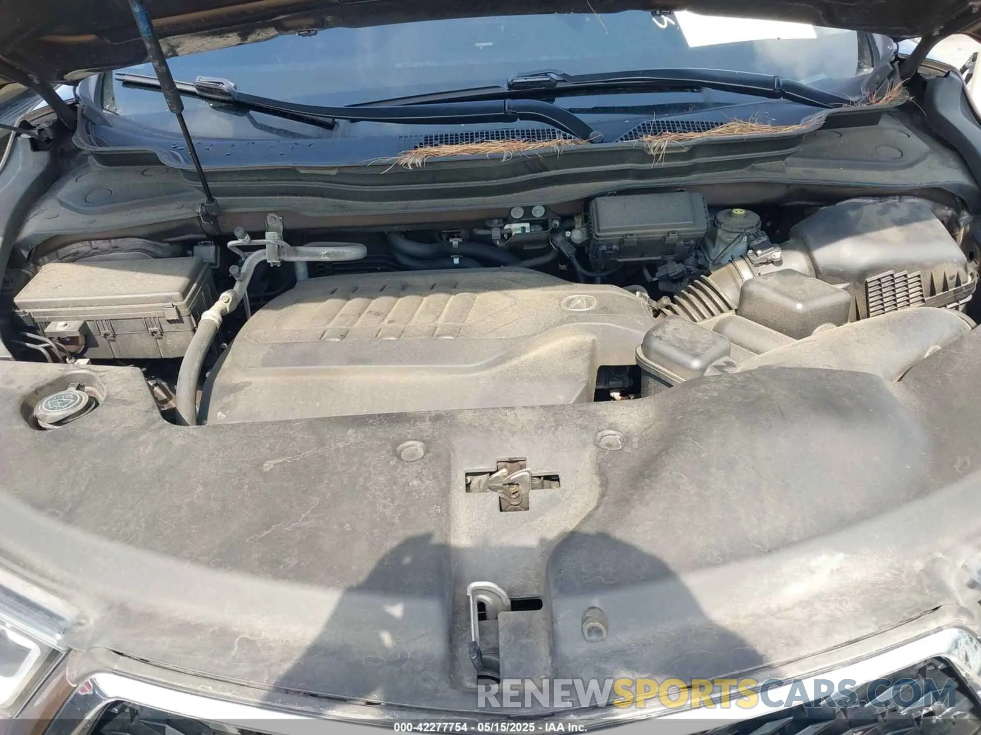 10 Photograph of a damaged car 5J8YD4H32KL028592 ACURA MDX 2019