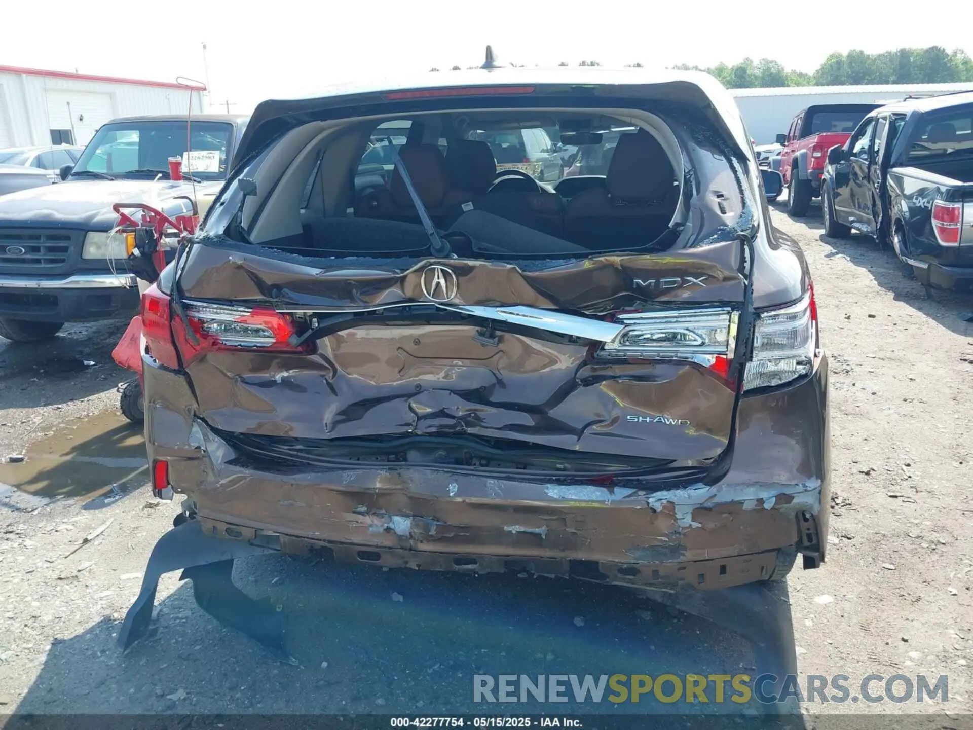 6 Photograph of a damaged car 5J8YD4H32KL028592 ACURA MDX 2019