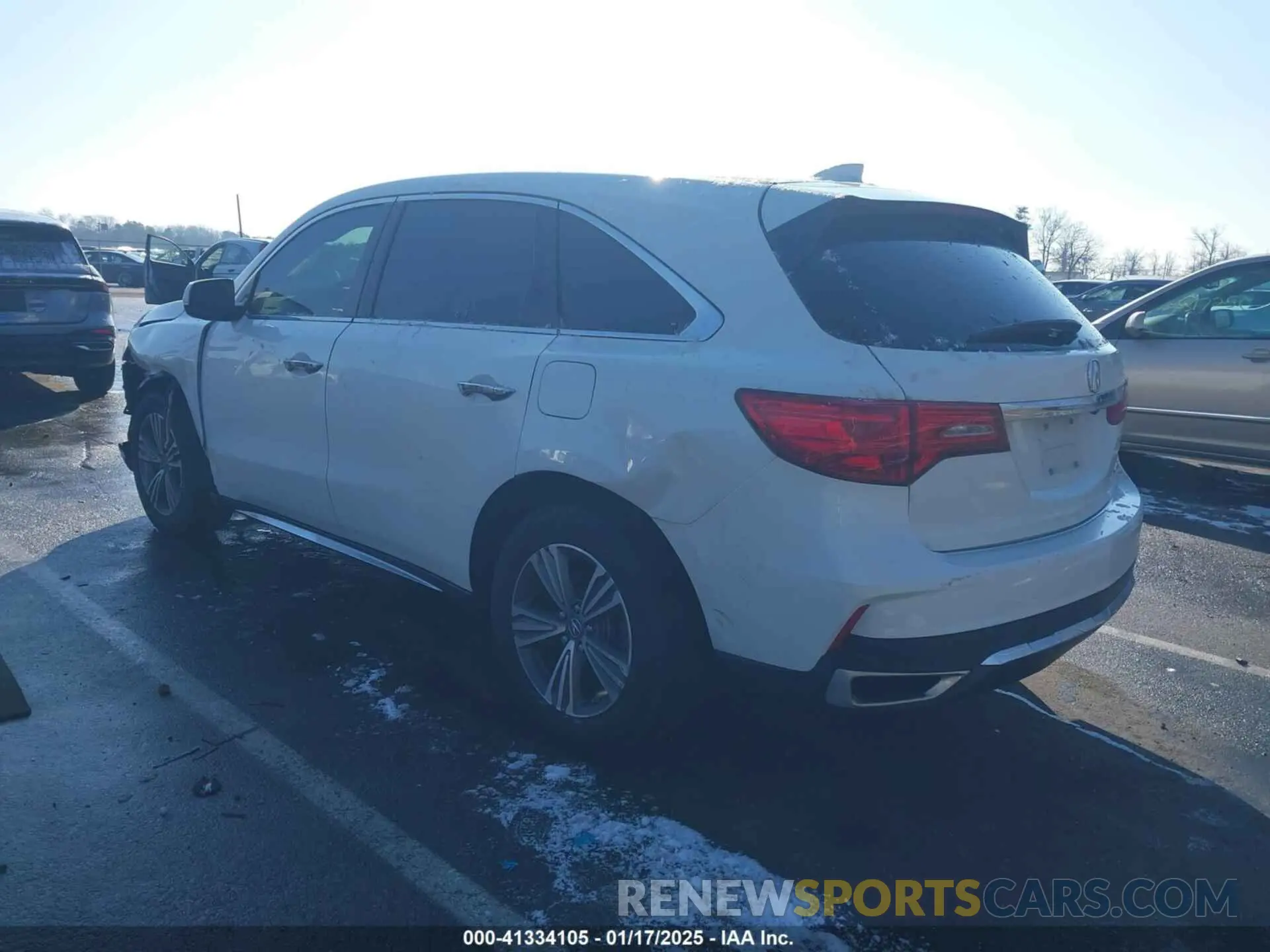 3 Photograph of a damaged car 5J8YD4H32KL035848 ACURA MDX 2019