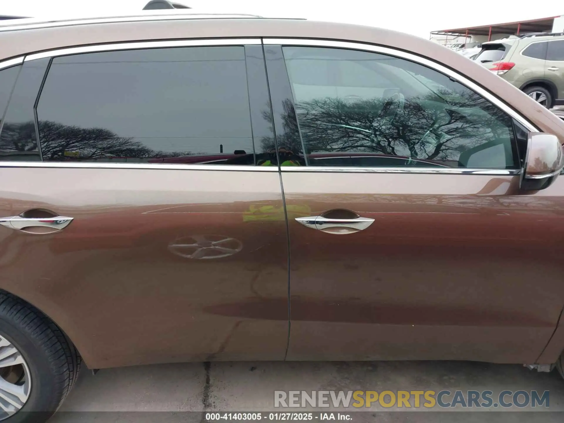 14 Photograph of a damaged car 5J8YD4H37KL028619 ACURA MDX 2019