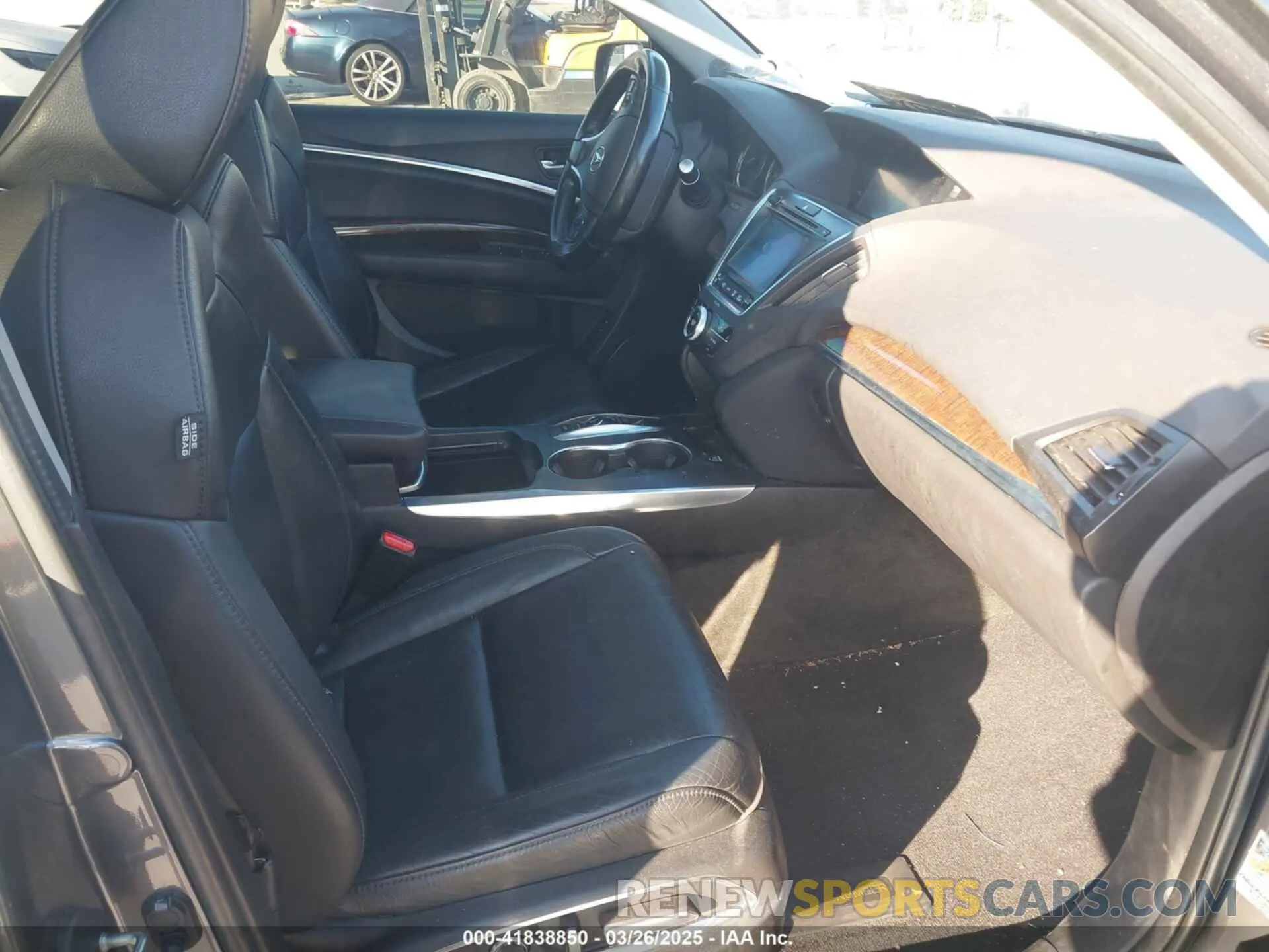 5 Photograph of a damaged car 5J8YD4H38KL023994 ACURA MDX 2019