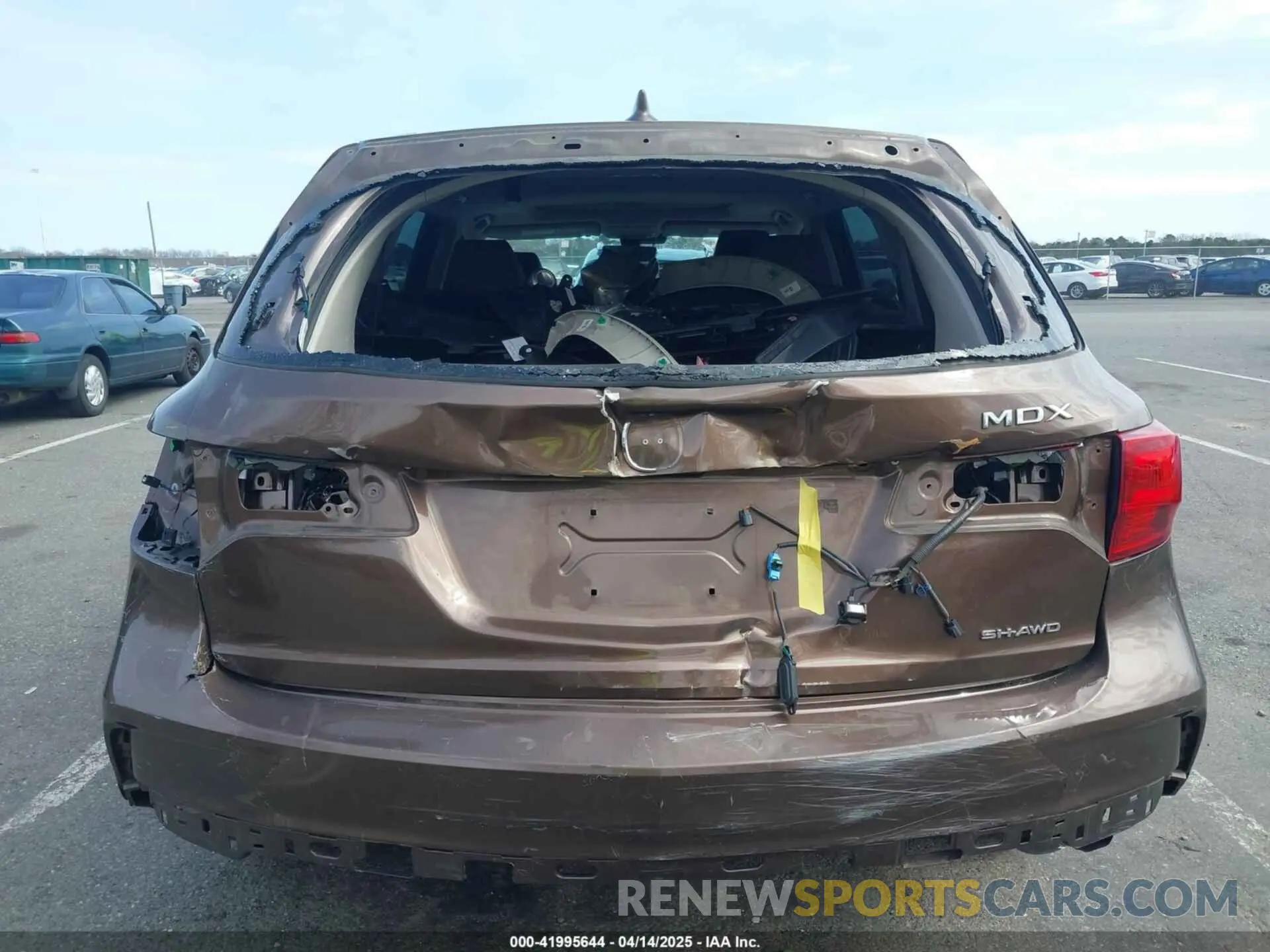 16 Photograph of a damaged car 5J8YD4H3XKL023804 ACURA MDX 2019