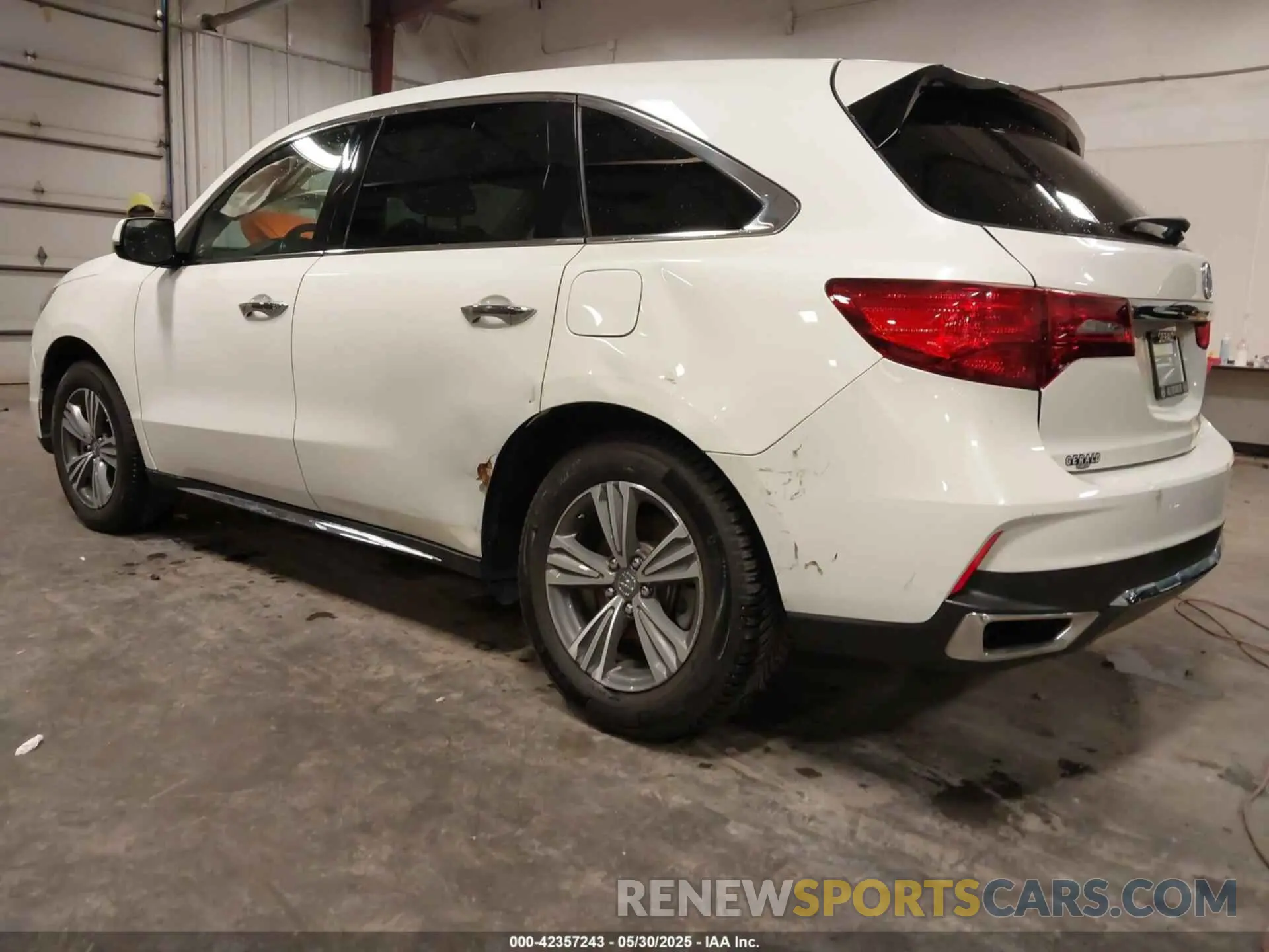 3 Photograph of a damaged car 5J8YD4H3XKL027934 ACURA MDX 2019