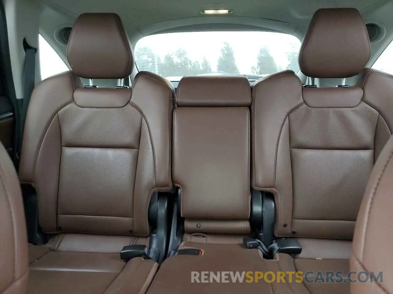 10 Photograph of a damaged car 5J8YD4H50KL003207 ACURA MDX 2019