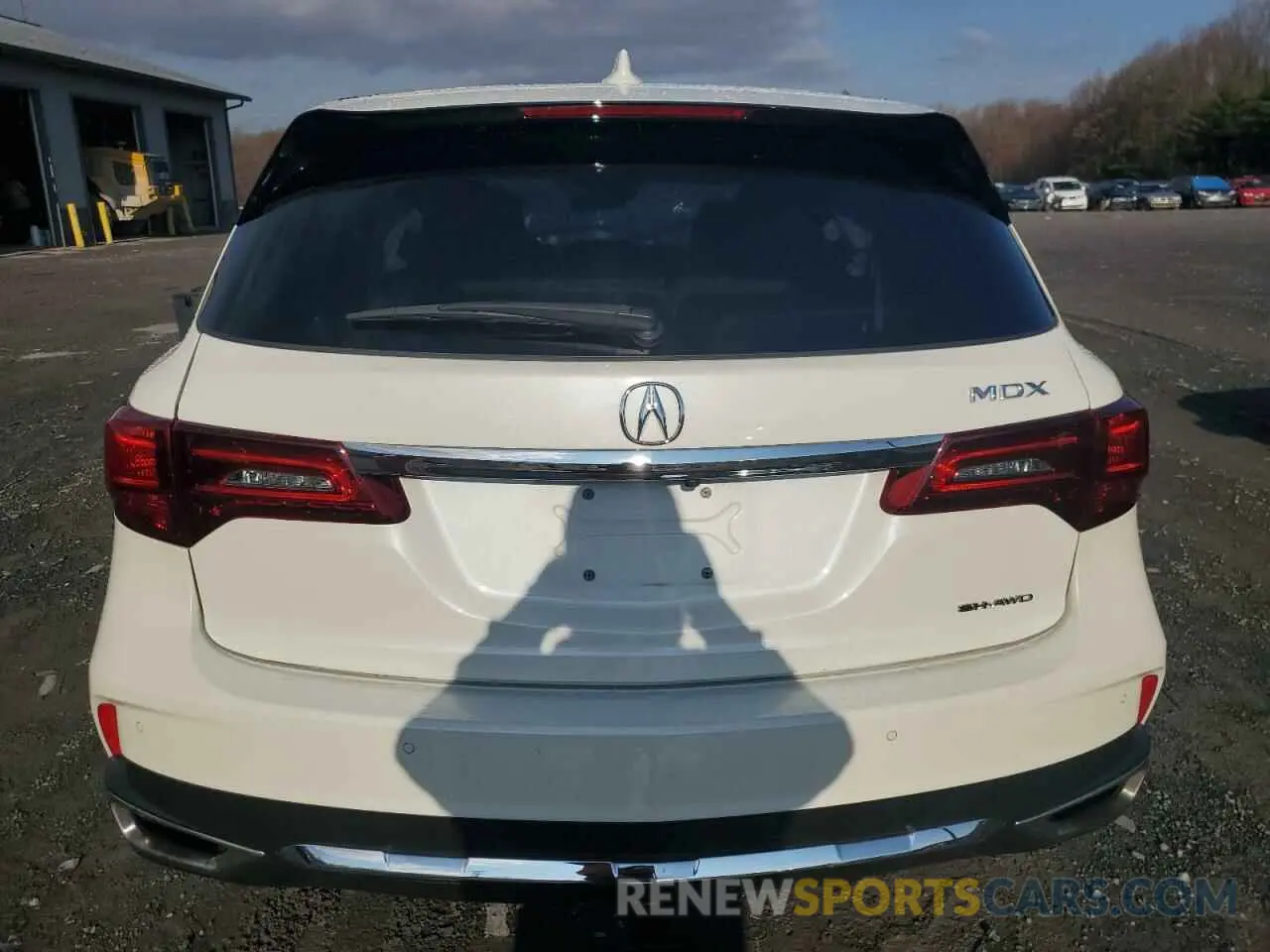 6 Photograph of a damaged car 5J8YD4H52KL030831 ACURA MDX 2019