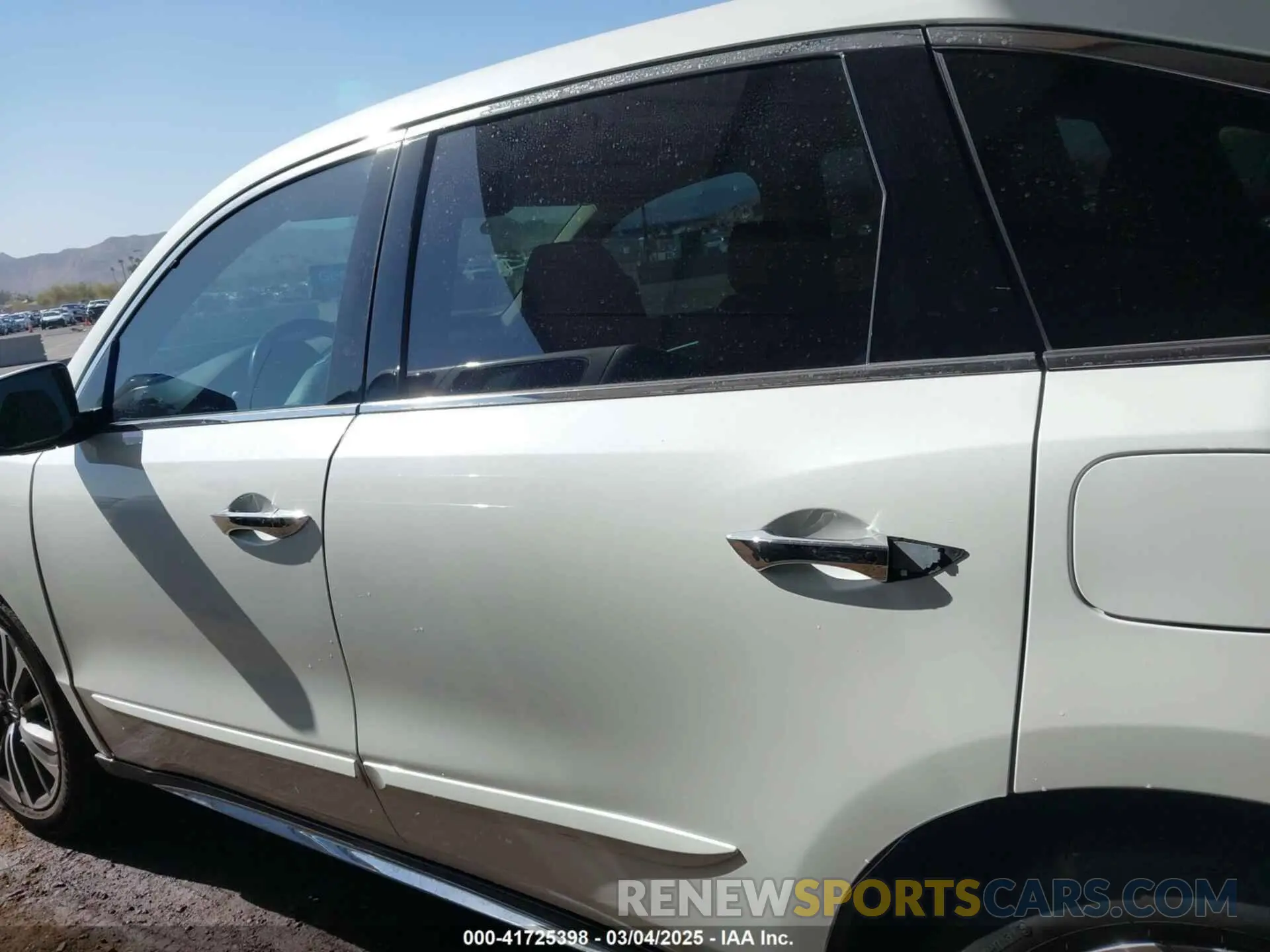 14 Photograph of a damaged car 5J8YD4H55KL000156 ACURA MDX 2019
