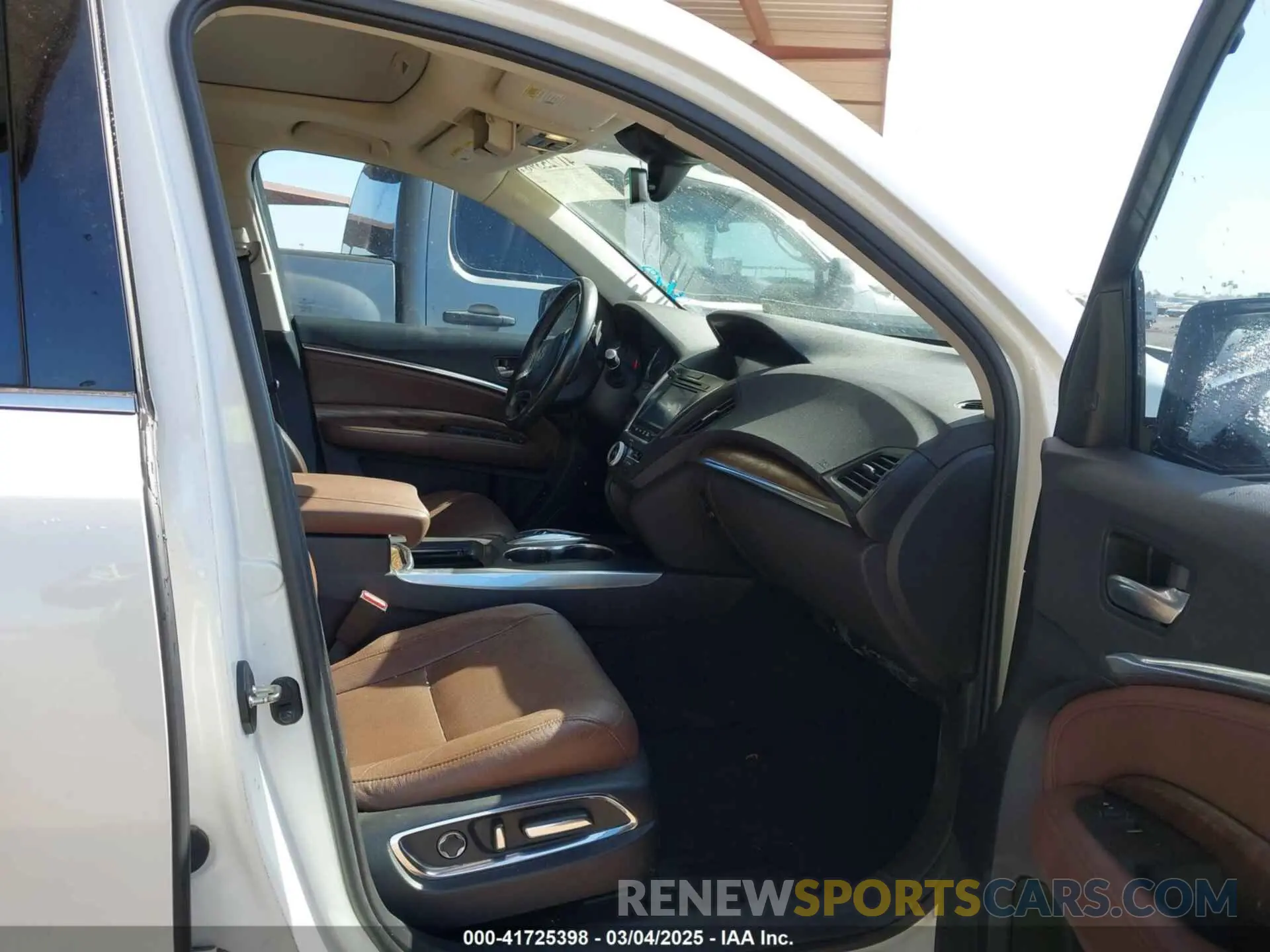 5 Photograph of a damaged car 5J8YD4H55KL000156 ACURA MDX 2019