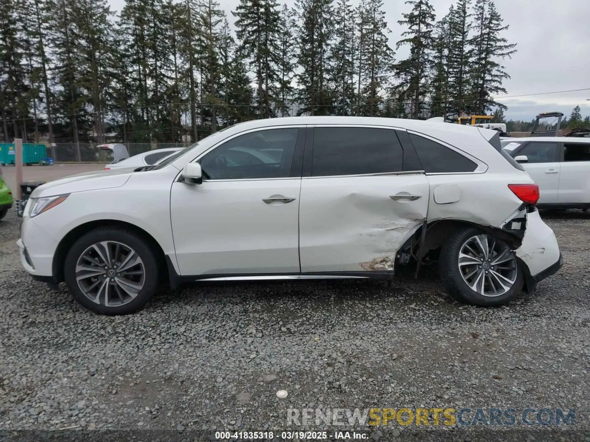 14 Photograph of a damaged car 5J8YD4H55KL016745 ACURA MDX 2019