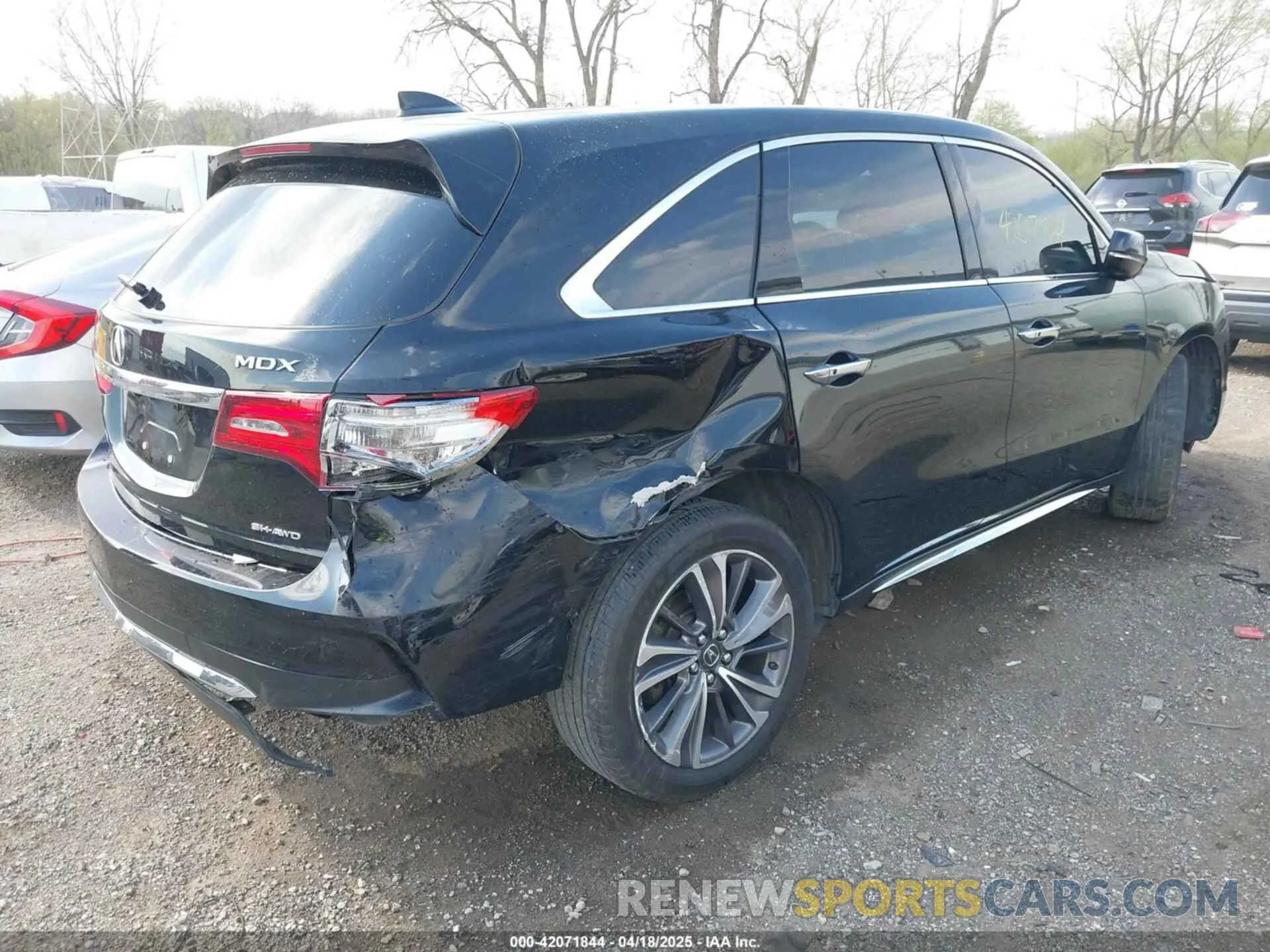 4 Photograph of a damaged car 5J8YD4H55KL028765 ACURA MDX 2019