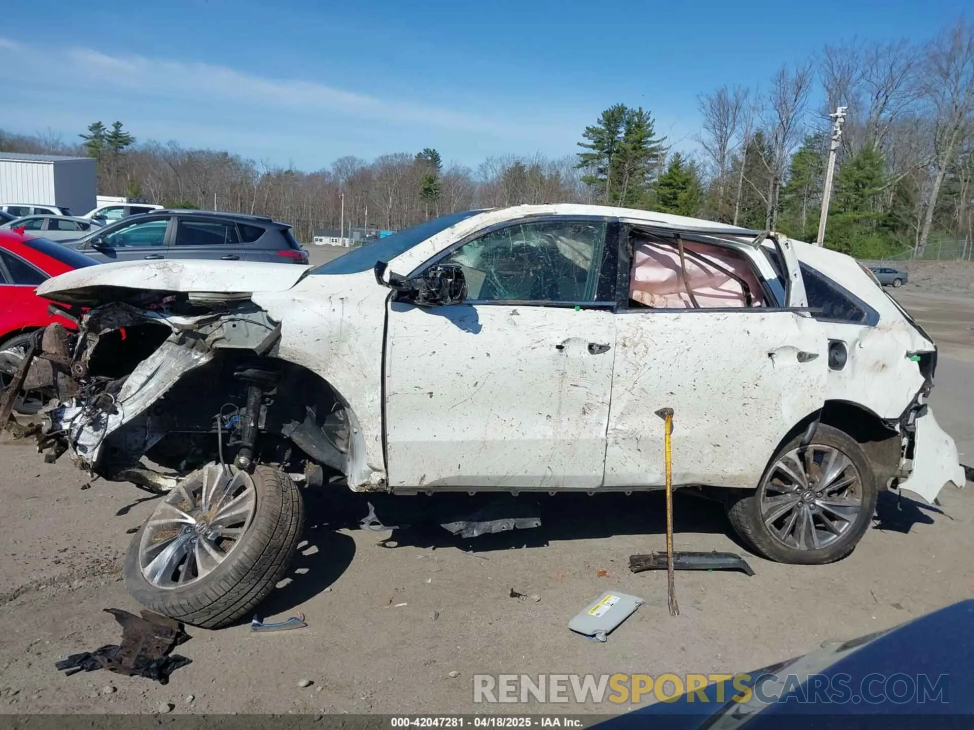 13 Photograph of a damaged car 5J8YD4H58KL020708 ACURA MDX 2019