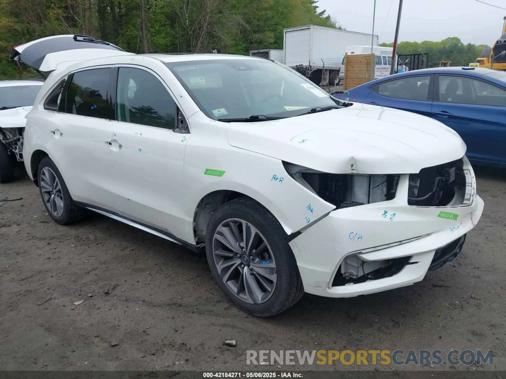1 Photograph of a damaged car 5J8YD4H5XKL020502 ACURA MDX 2019