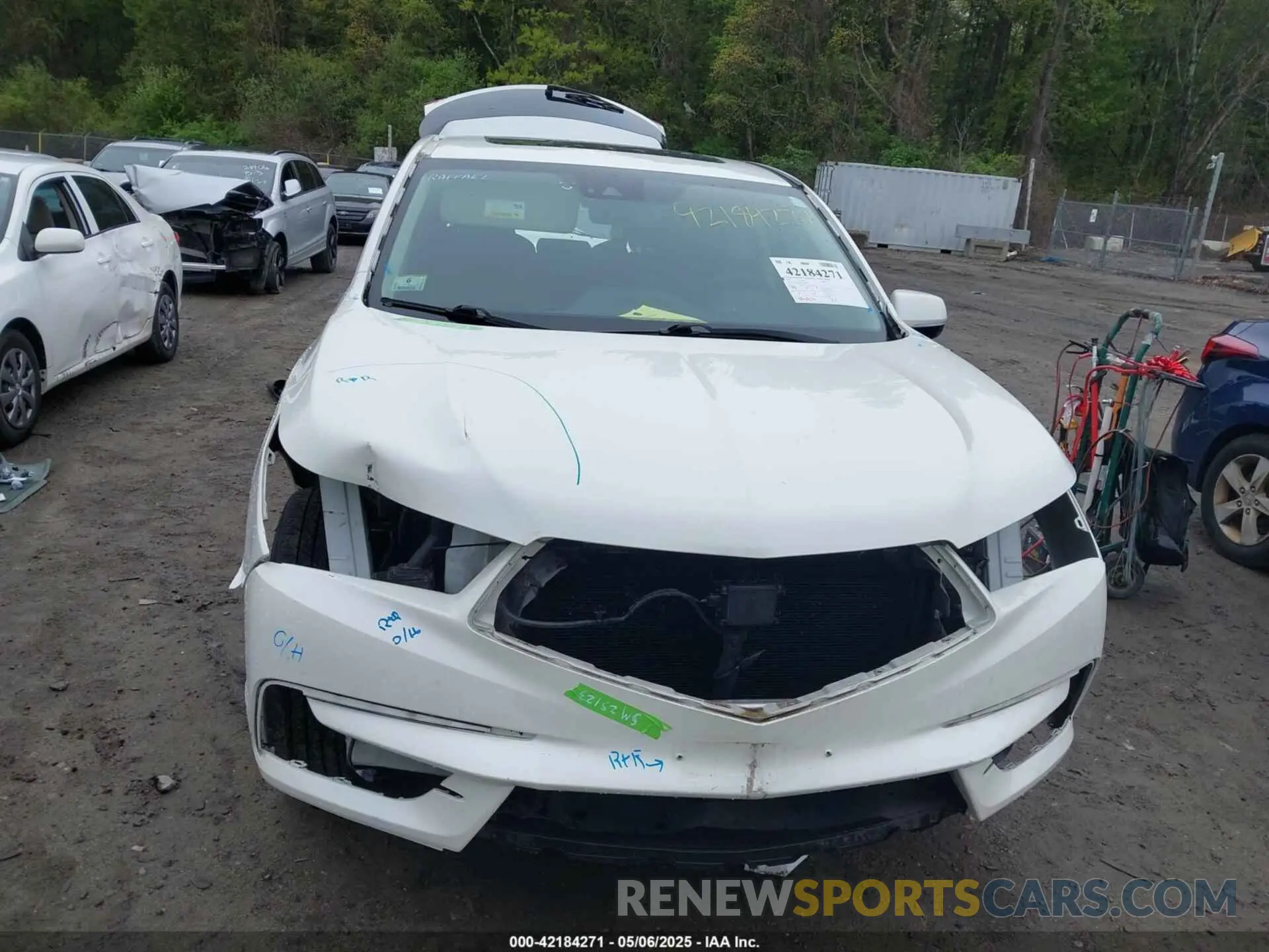 12 Photograph of a damaged car 5J8YD4H5XKL020502 ACURA MDX 2019