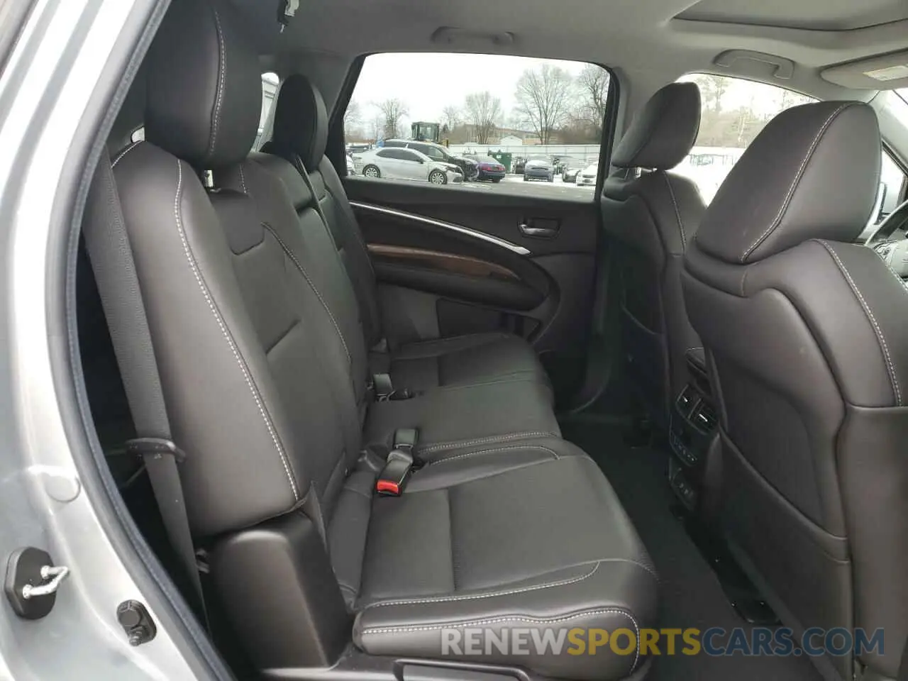11 Photograph of a damaged car 5J8YD4H5XKL035484 ACURA MDX 2019