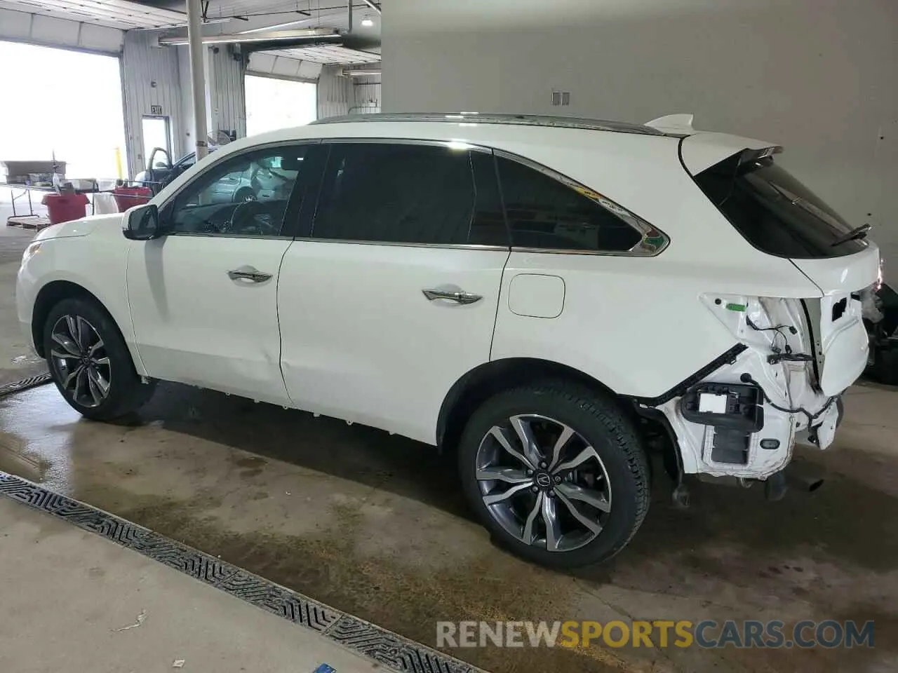 2 Photograph of a damaged car 5J8YD4H81KL003761 ACURA MDX 2019