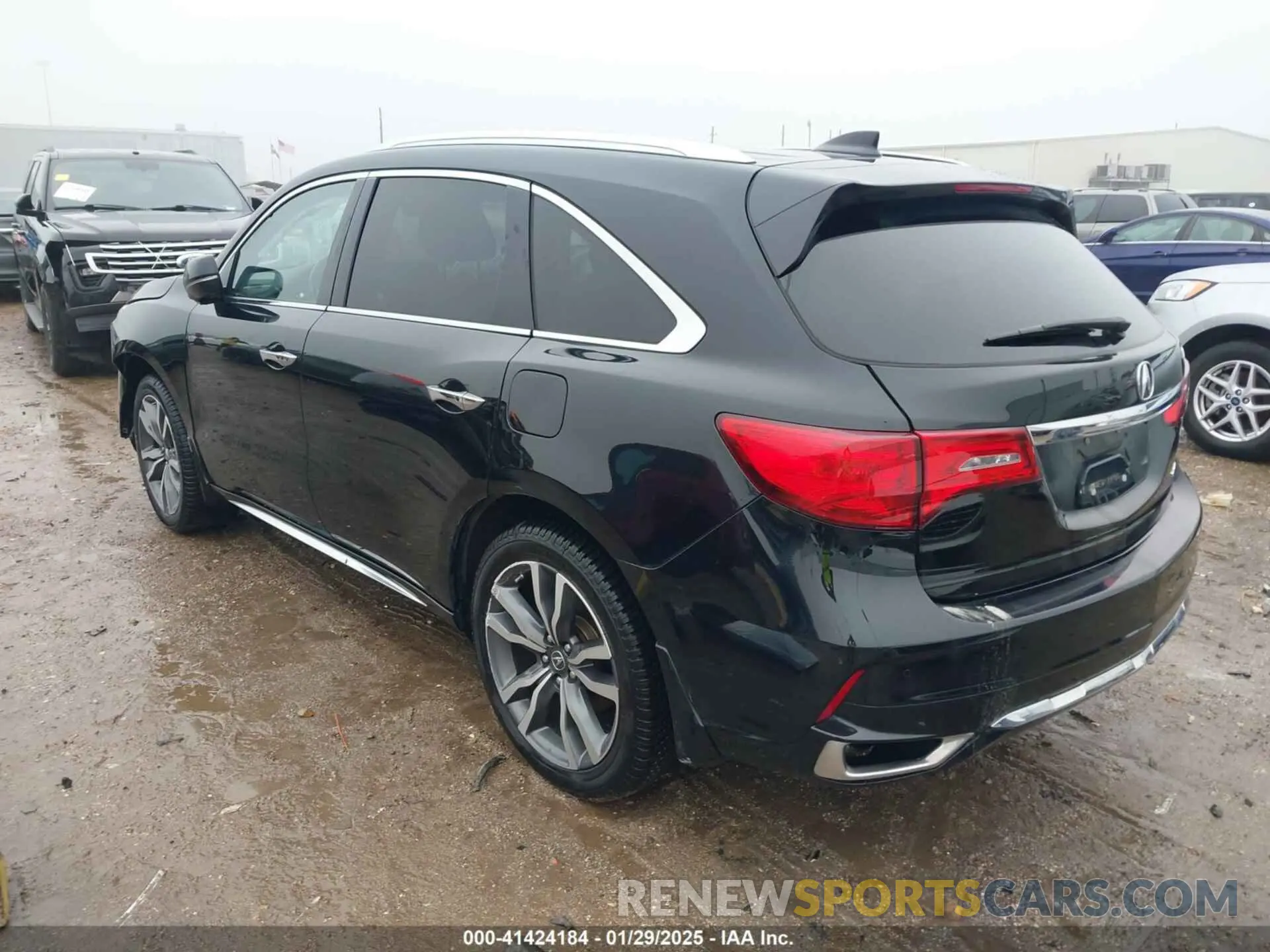 3 Photograph of a damaged car 5J8YD4H85KL027318 ACURA MDX 2019
